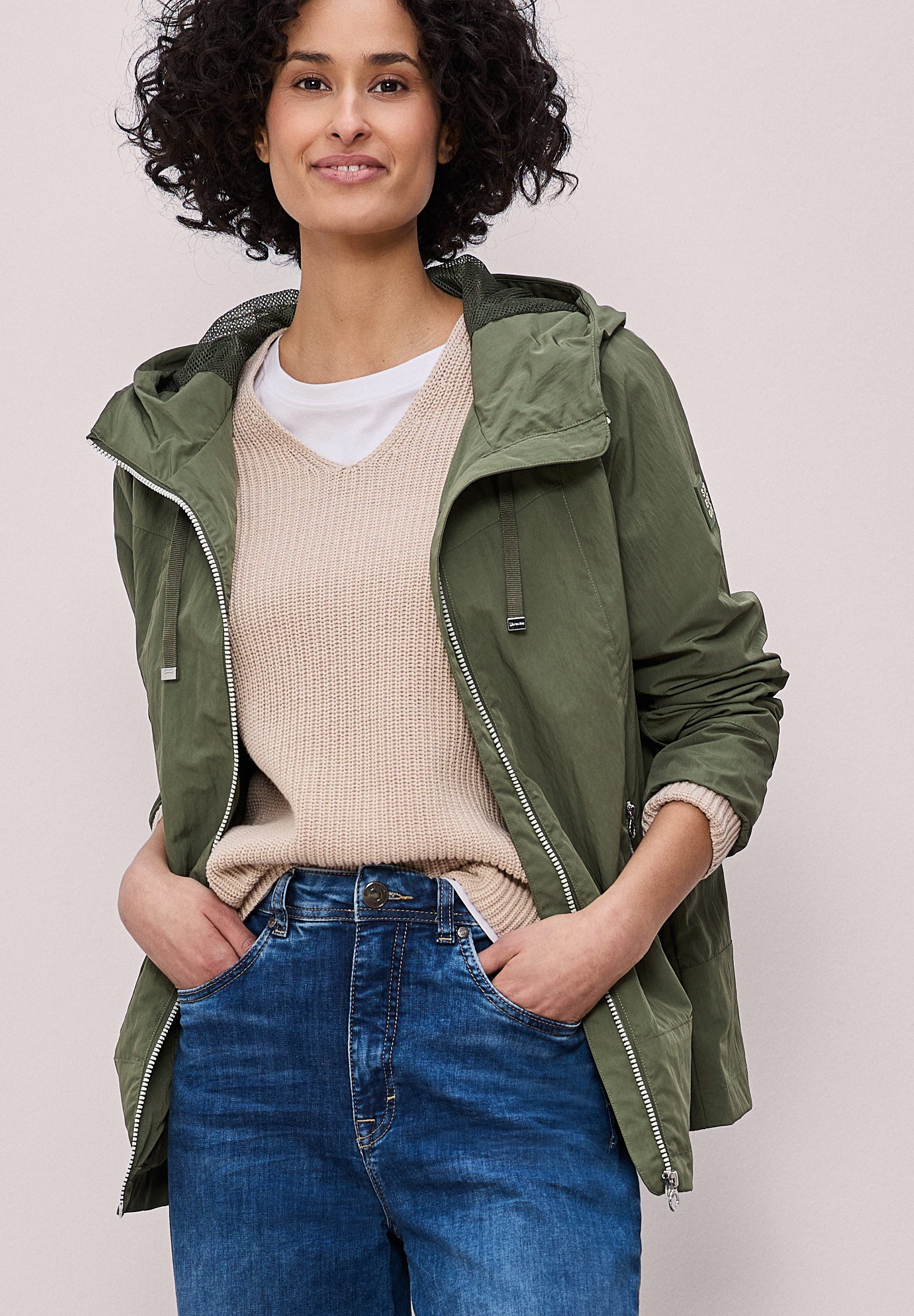 STREET ONE Windbreaker mit Kapuze mit Tunnelzugband