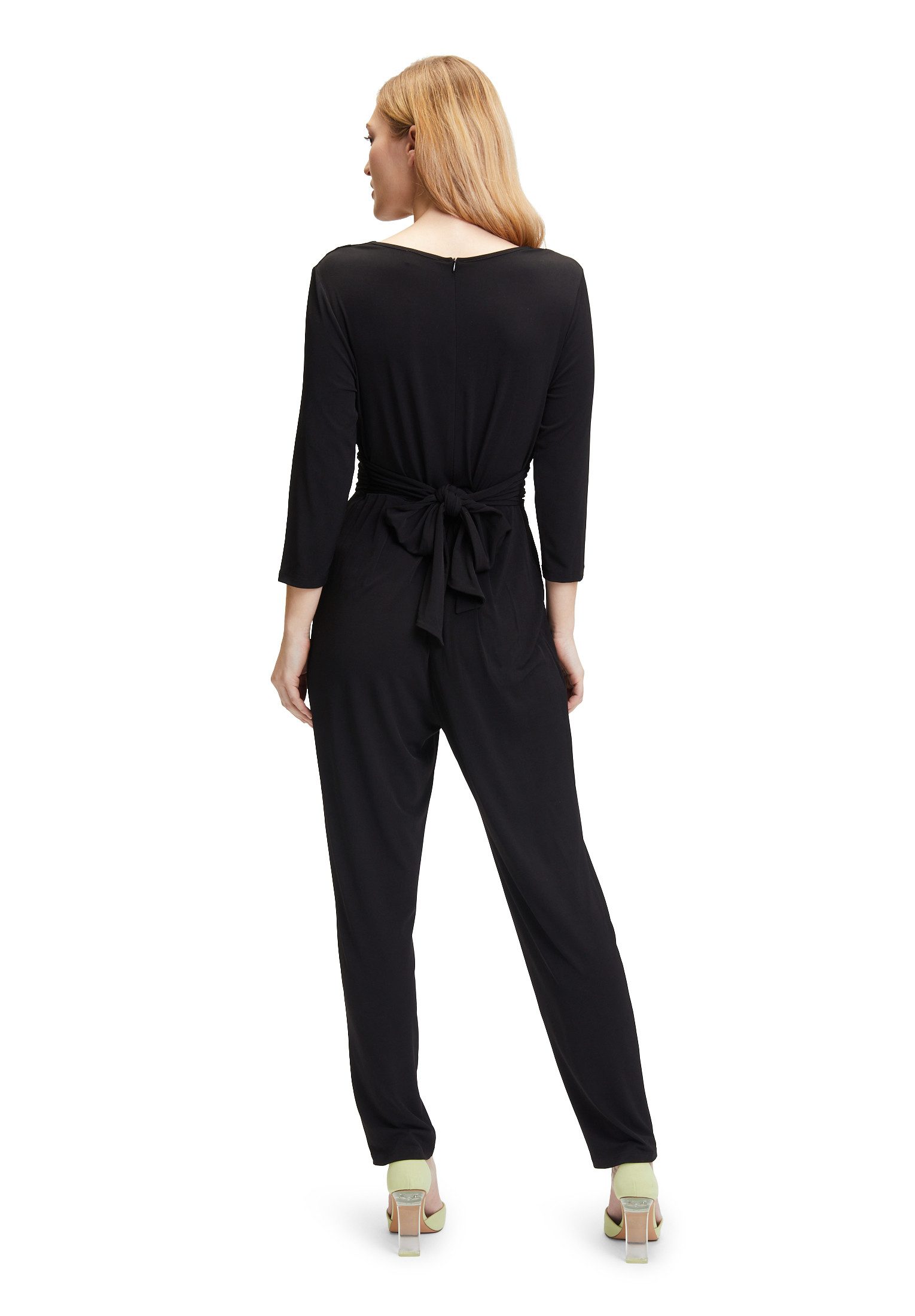 Vera Mont Overall Vera Mont Jumpsuit mit Bindegürtel (1-tlg) Wickel-Design