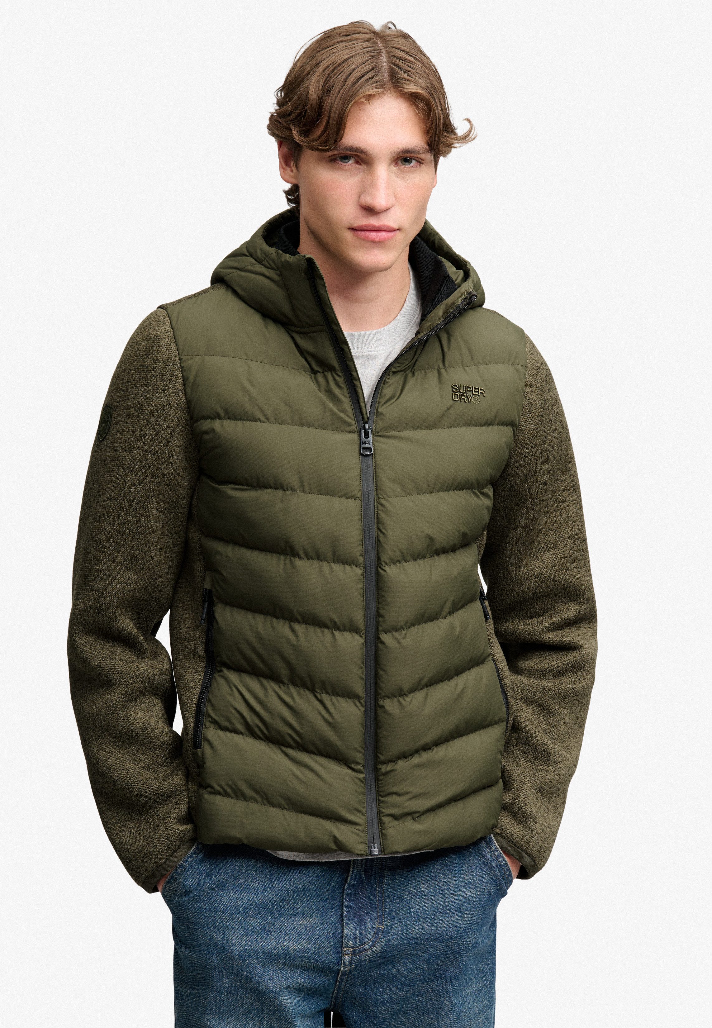 Superdry Hybridjacke HOODED STORM KNIT HYBRID JKT Kunstfaser, slim fit
