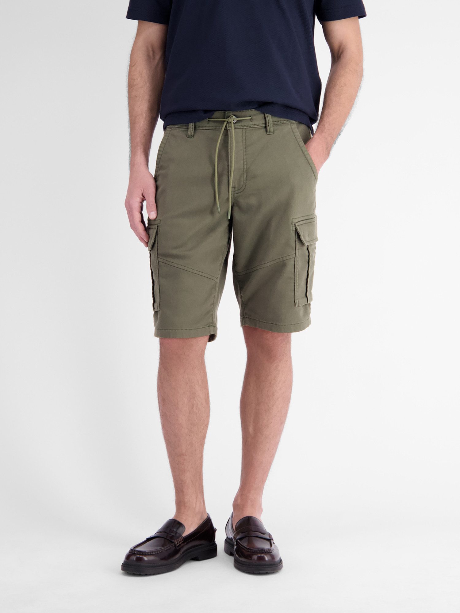 LERROS Cargohose Maskuline Cargo-Bermuda mit Tunnelzug und Gürtelschlaufen