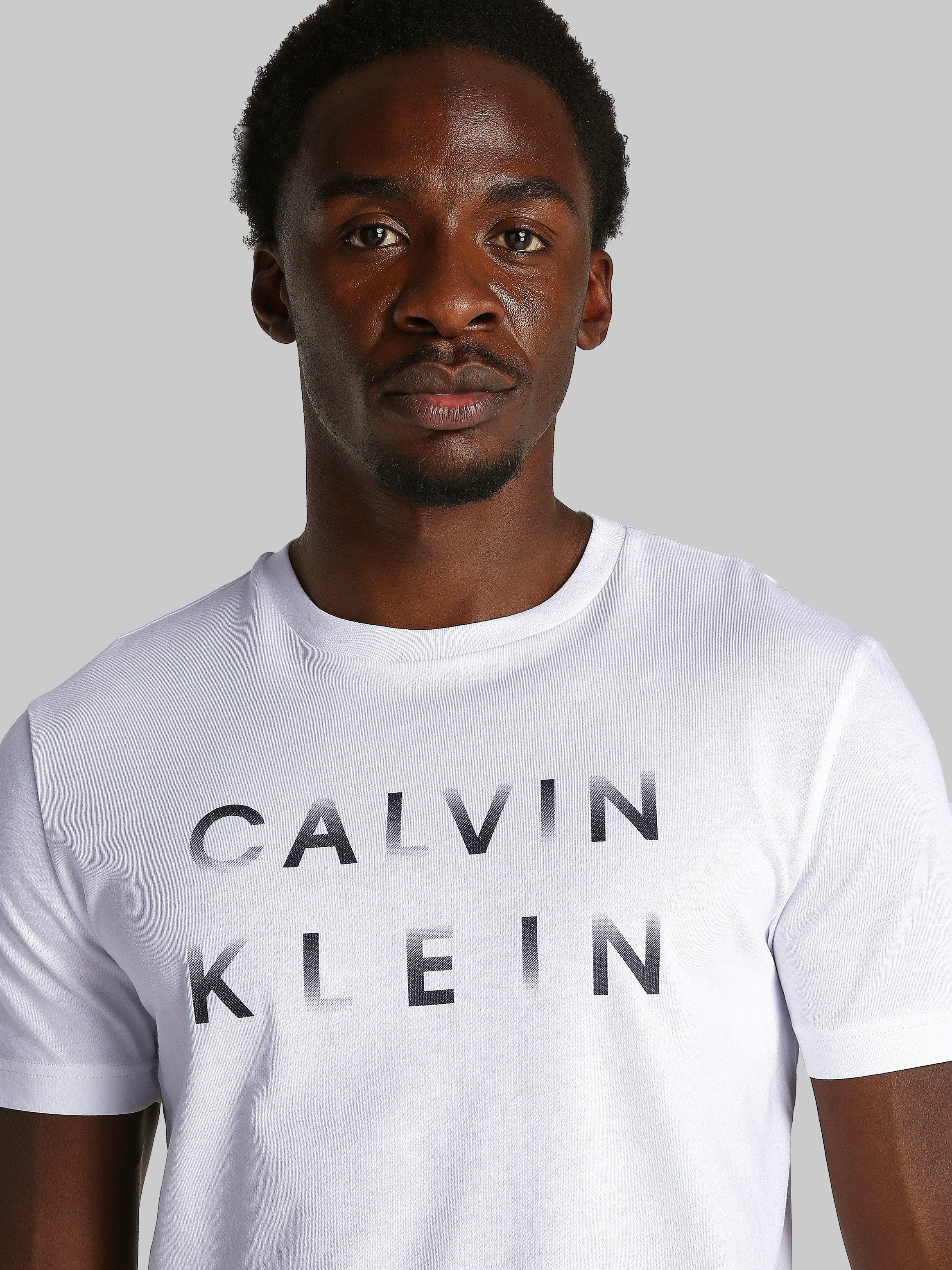 Calvin Klein T-Shirt CP-ENLARGED LOGO T-SHIRT günstig online kaufen