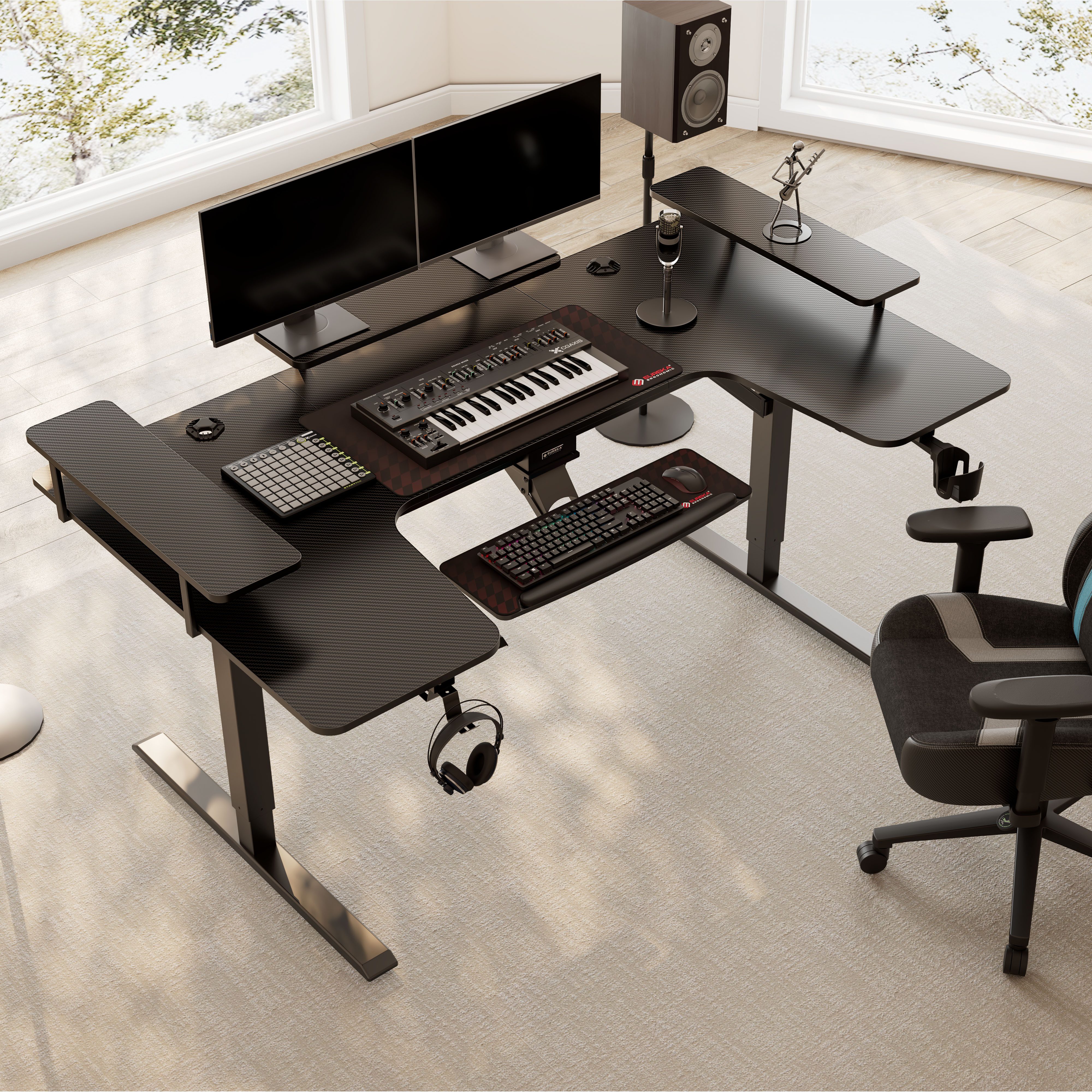 EE EUREKA ERGONOMIC Stehpult Höhenverstellbarer Schreibtisch Elektrisch Gaming mit Tastaturablage, U-förmiger Eckschreibtisch Computertisch mit 3 LED Monitorständern