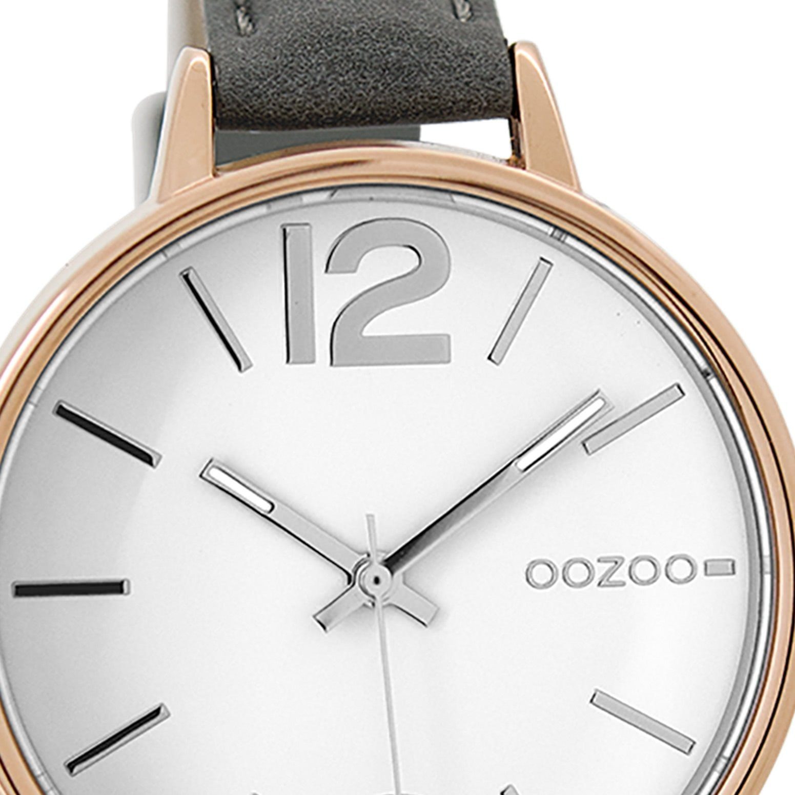 OOZOO Quarzuhr Oozoo Damen Armbanduhr Timepieces 38mm, Damenuhr rund,  mittel (ca. 38mm) Lederarmband, Fashion-Style, silberne Zeiger und Indizes