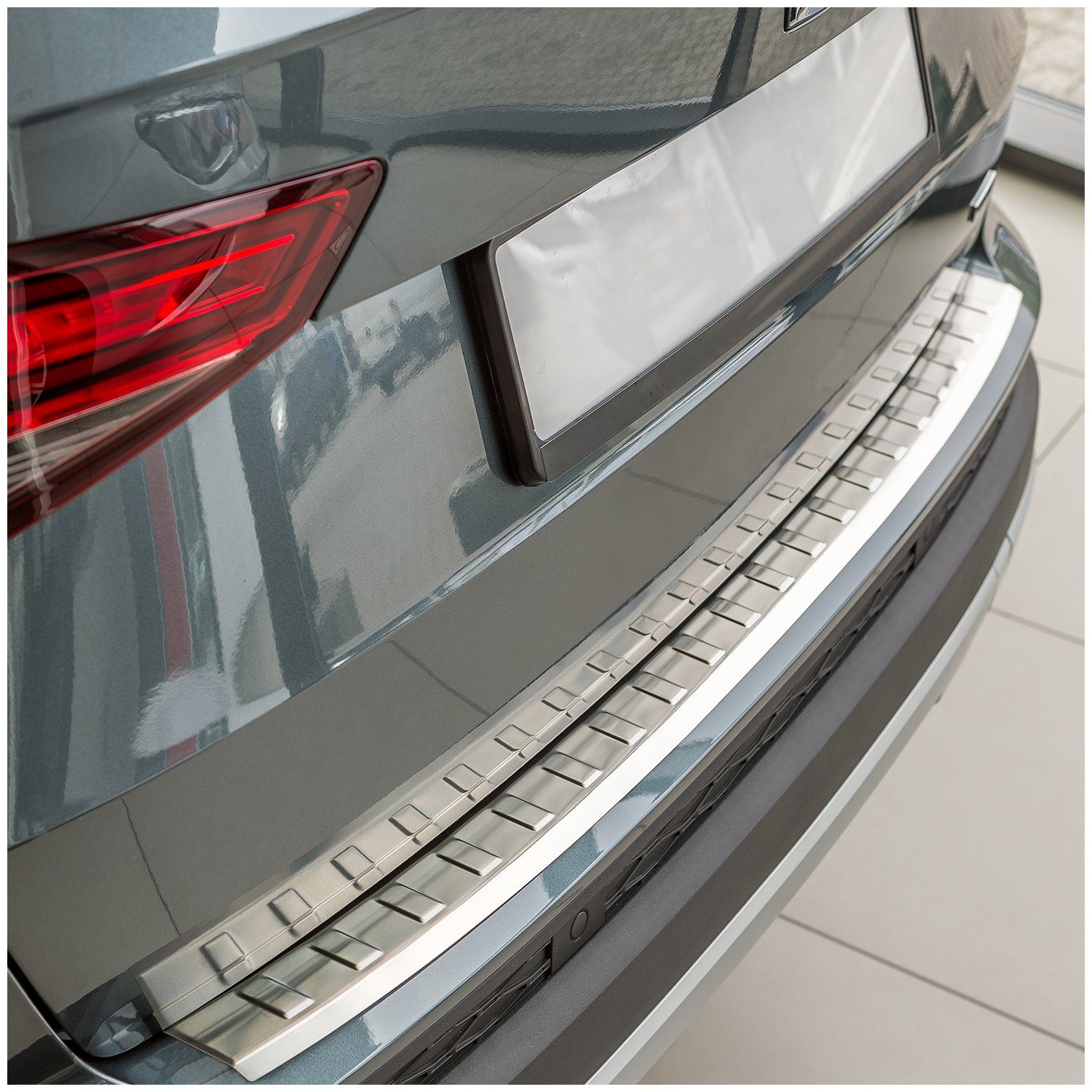tuning-art Ladekantenschutz BL919 Edelstahl passgenau für Seat Ateca 5FP Cupra Ateca 2016-