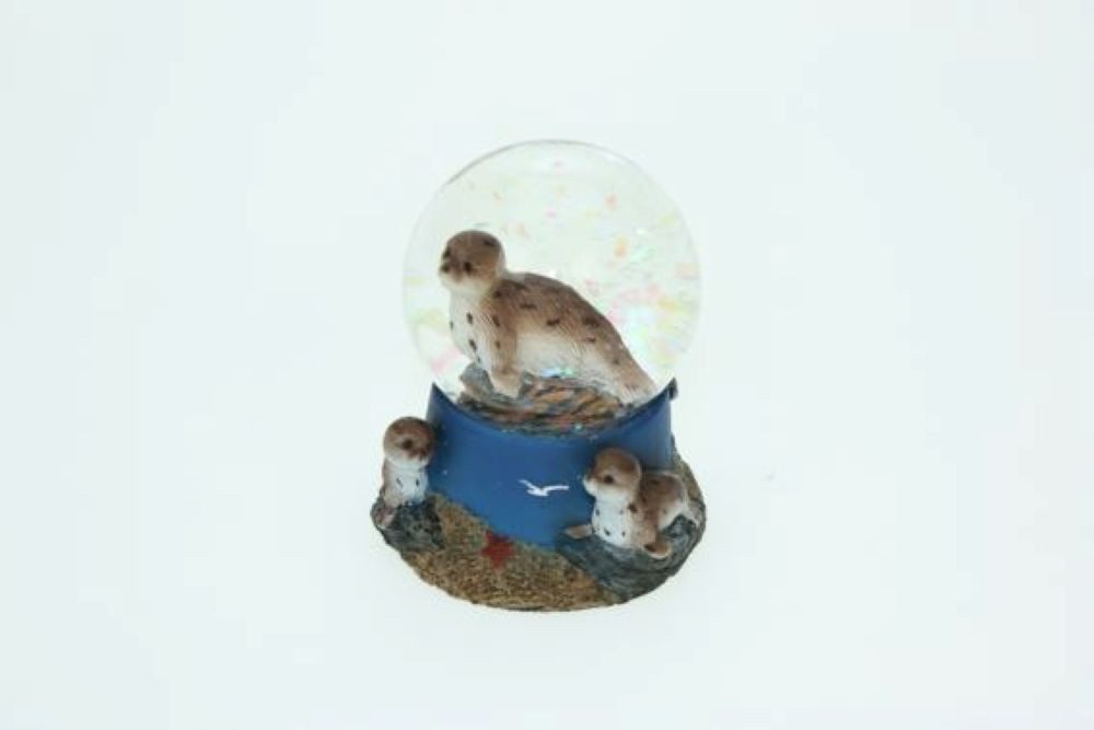 Cornelißen Dekofigur Glitzerkugel / Schneekugel / Schüttelkugel / Glaskugel aus Polyresin (1 St), naTierliche Geschenke - Kollektion und Geschenke