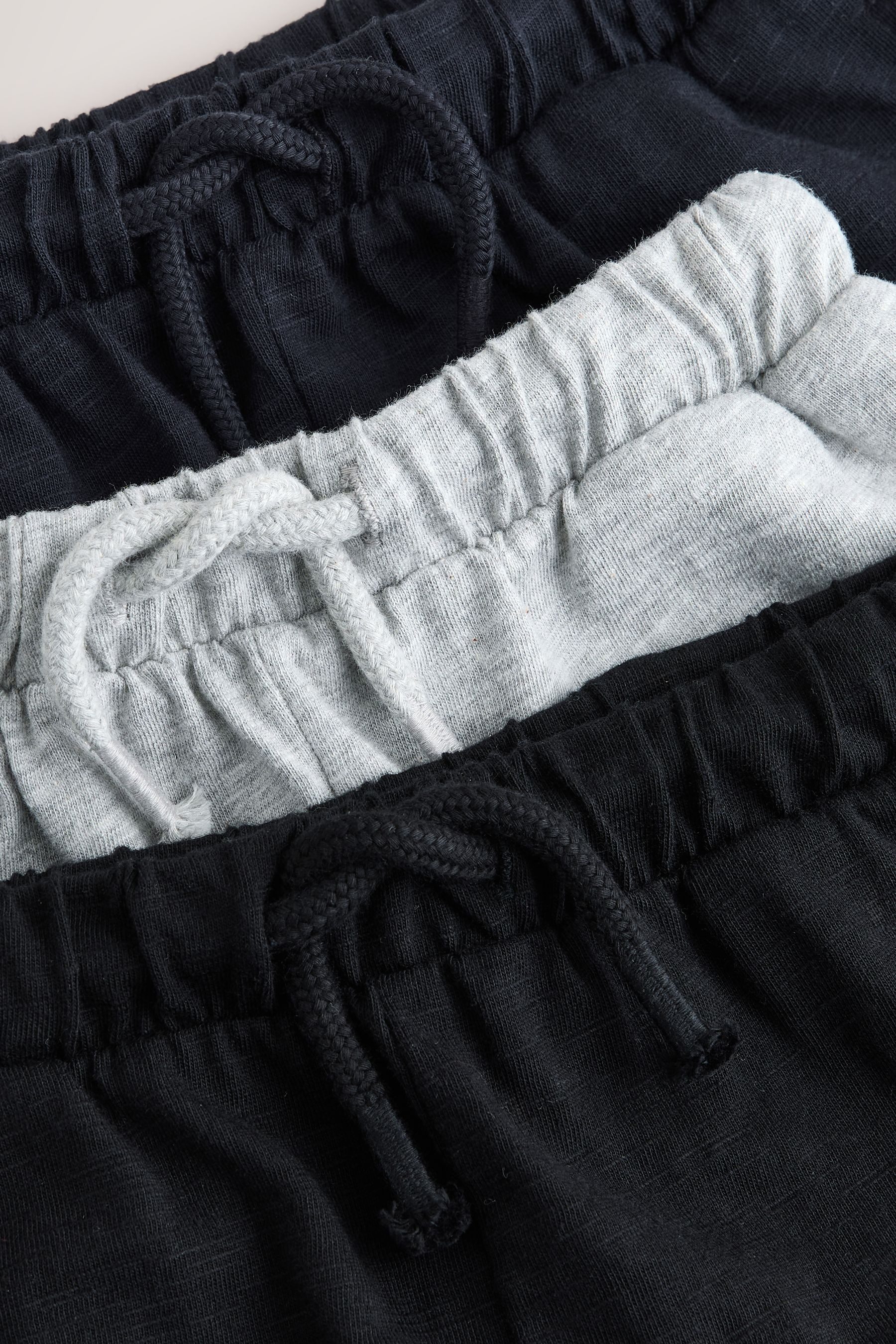 Next Jogginghose Leichte Jogginghose im 3er-Pack (3-tlg)