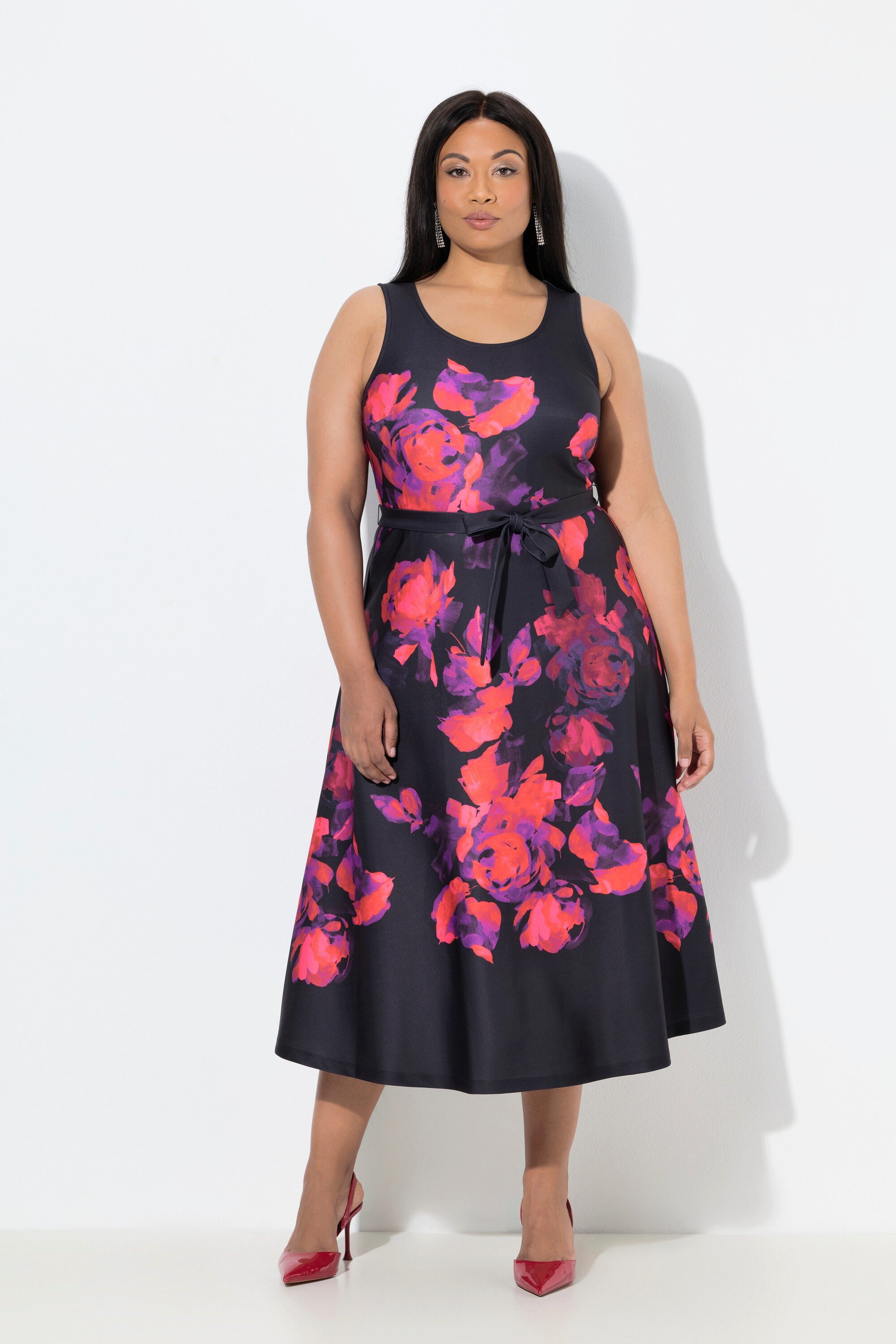 Ulla Popken Jerseykleid Scuba-Maxikleid A-Linie Blüten Rundhals ärmellos günstig online kaufen