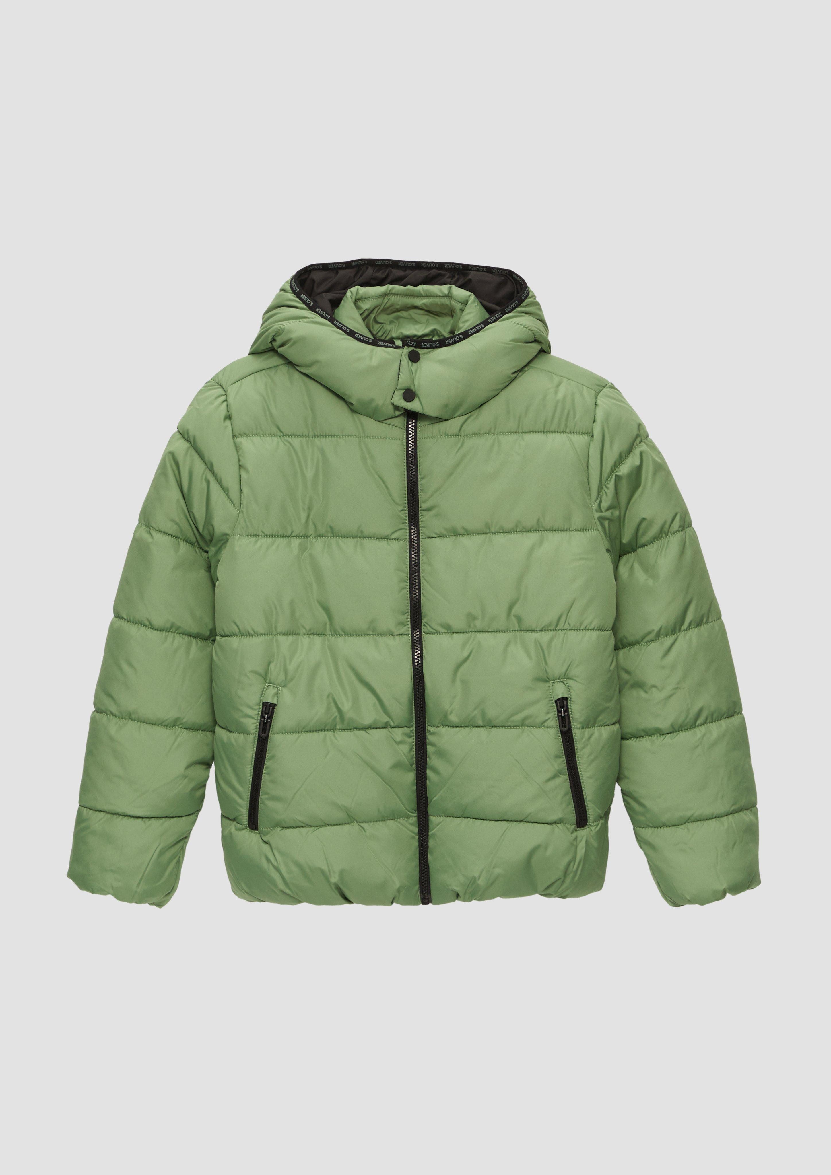 s.Oliver Outdoorjacke Wärmende Steppjacke mit Fleece-Futter Schmuck-Detail