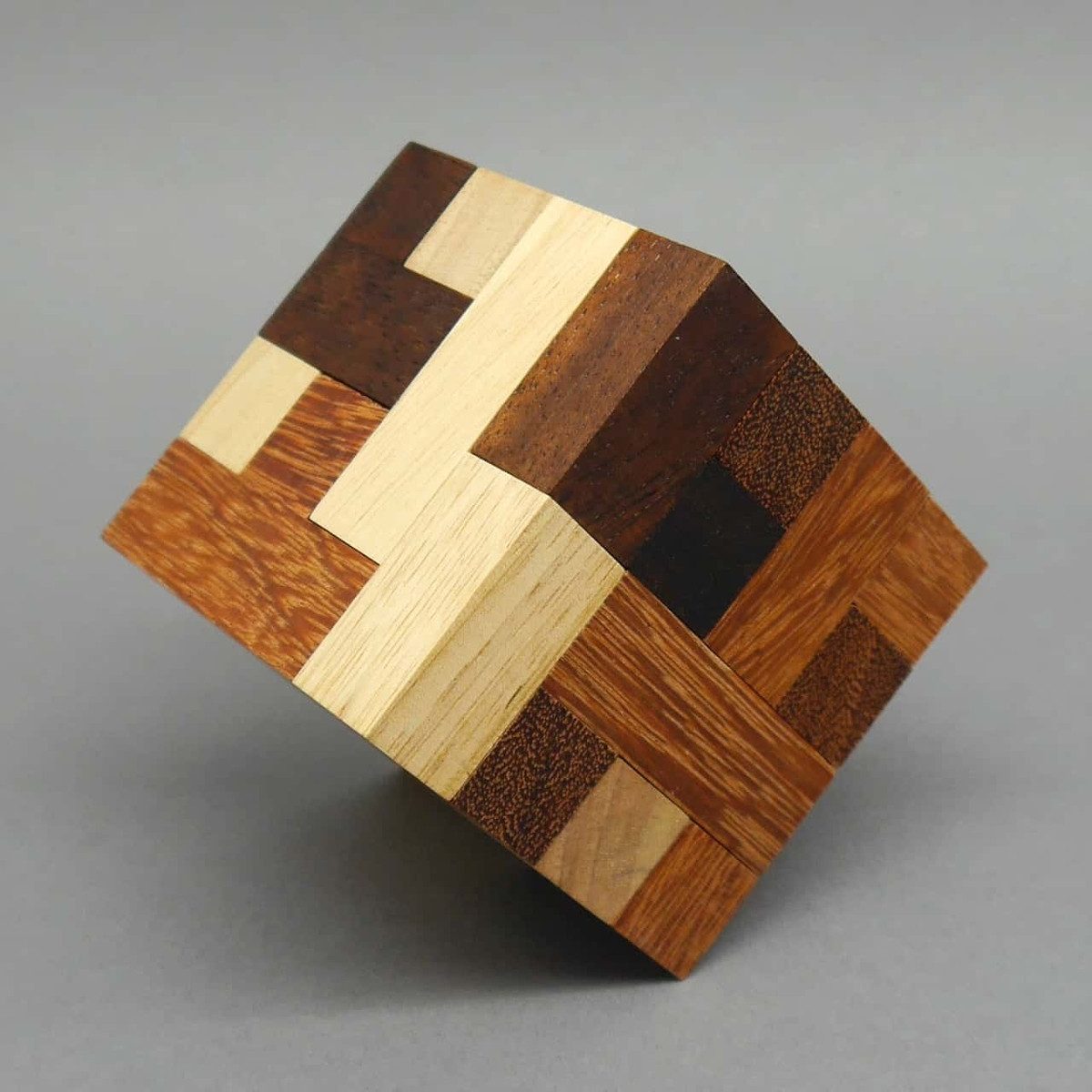 ROMBOL Denkspiele Spiel Convolution - sehr altes Interlocking Puzzle, Holzpuzzle, Knobelspiel