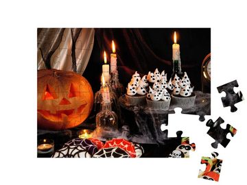 puzzleYOU Puzzle Halloween-Dekoration mit buntem Gebäck und Kürbis, 48 Puzzleteile, puzzleYOU-Kollektionen Festtage