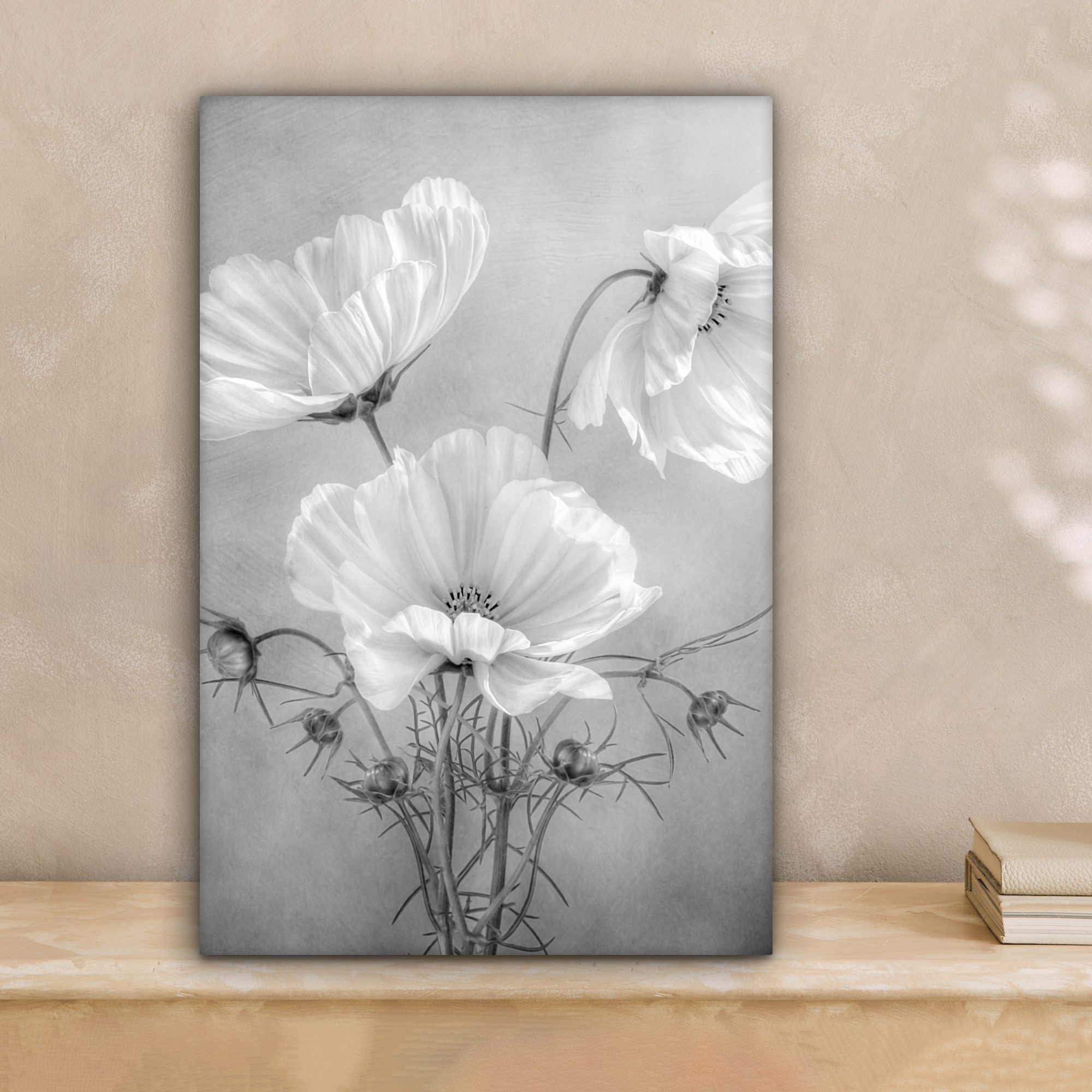OneMillionCanvasses® Leinwandbild Stilleben - Blumen - Schwarz und weiß - M günstig online kaufen