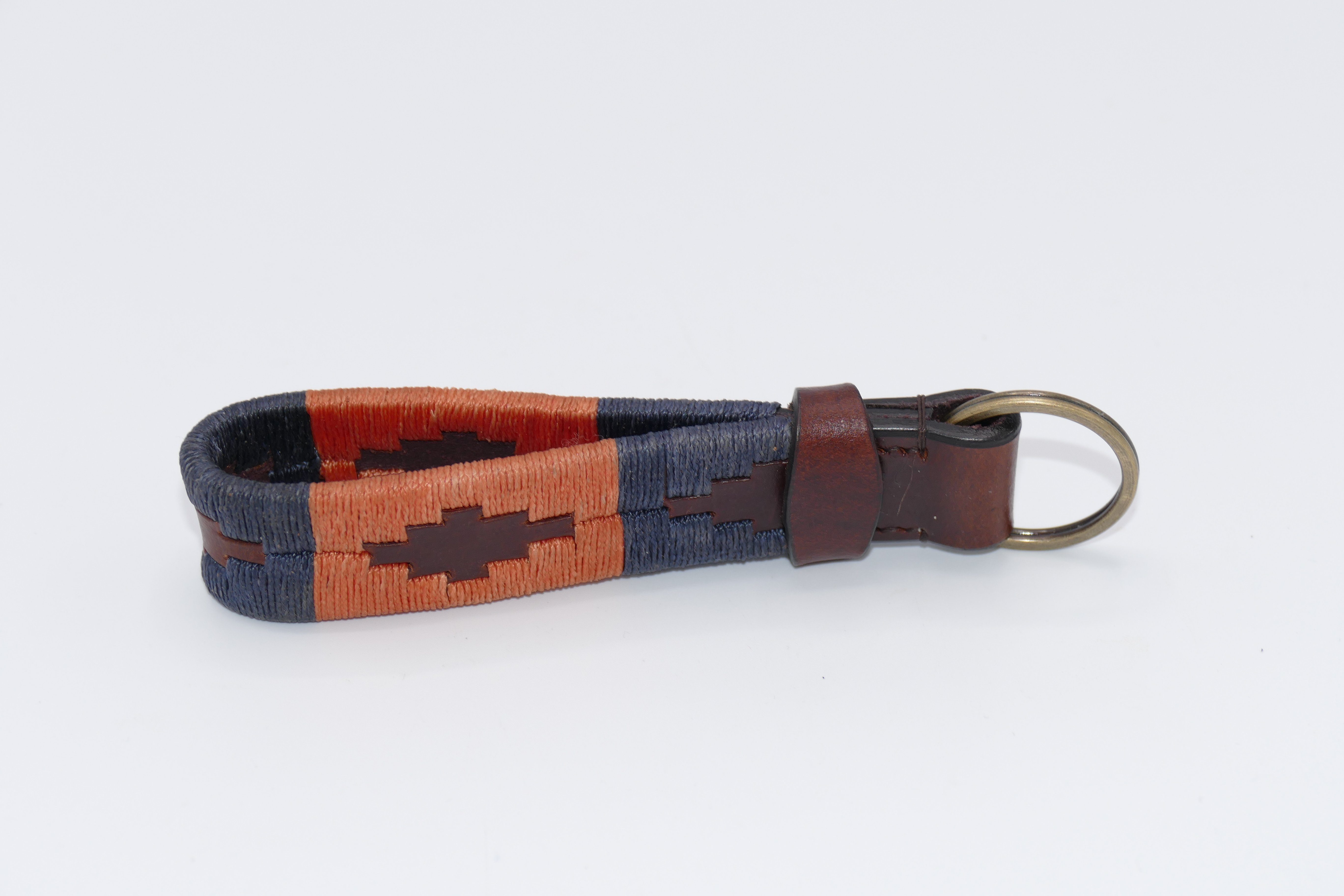 Kipita Schlüsselanhänger Hochwertig bestickter Polo Schlüsselanhänger, Argentinisches Design, echtes Leder, echtes Leder Lively