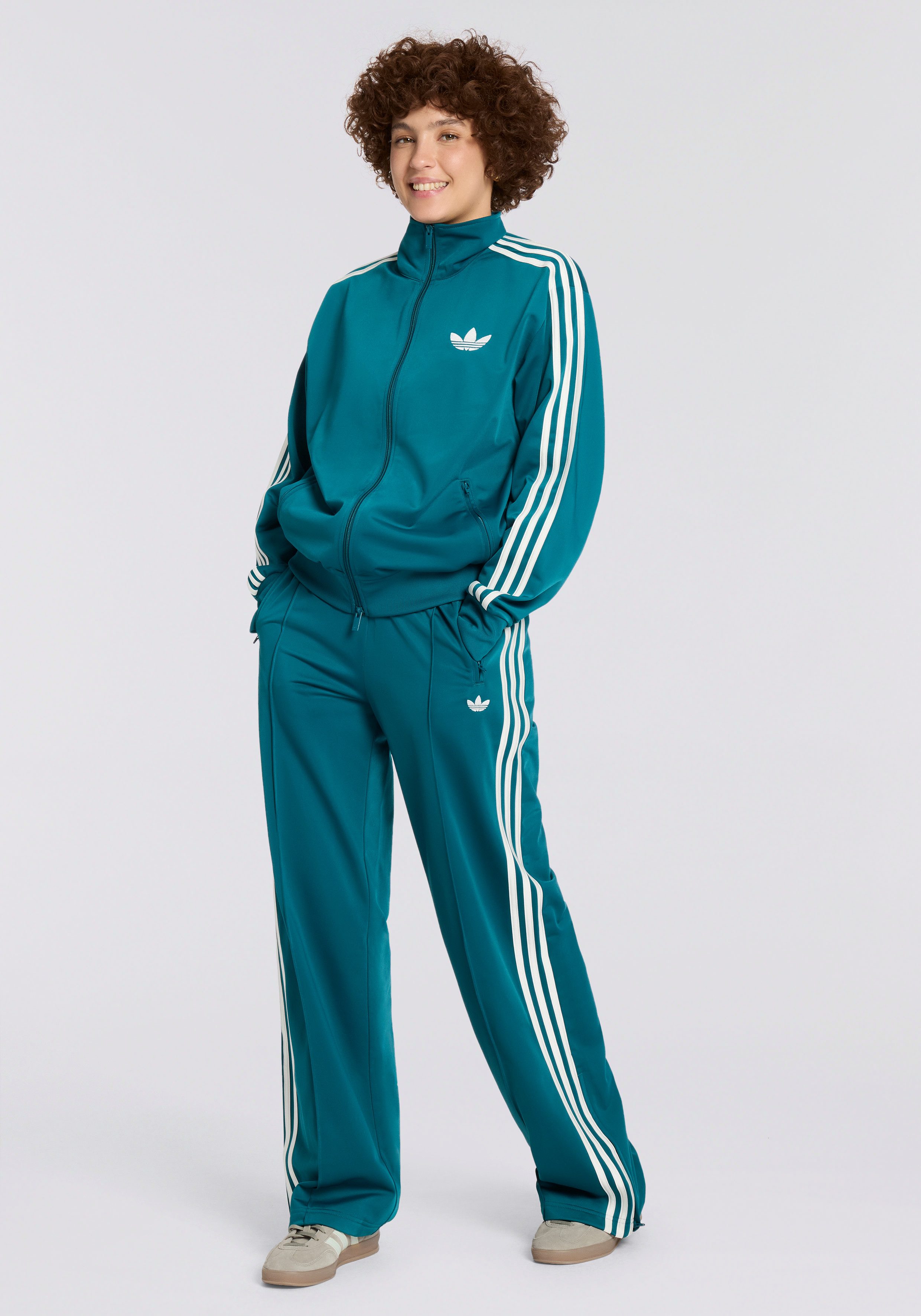 adidas Originals Trainingsjacke FB TT LOOSE FIREBIRD, locker geschnitten