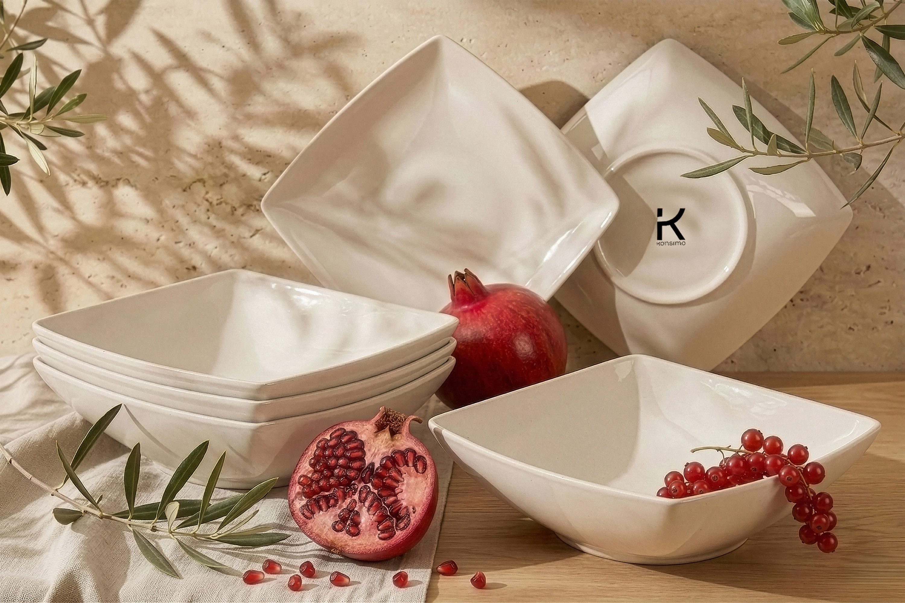 KONSIMO® Teller-Set EPIRI Geschirrset Suppenteller 6 Personen, hergestellt in der EU (6-tlg), 6 Personen, Keramik, beige, quadratisch, Spulmachinen- und Mikrowellengeeignet