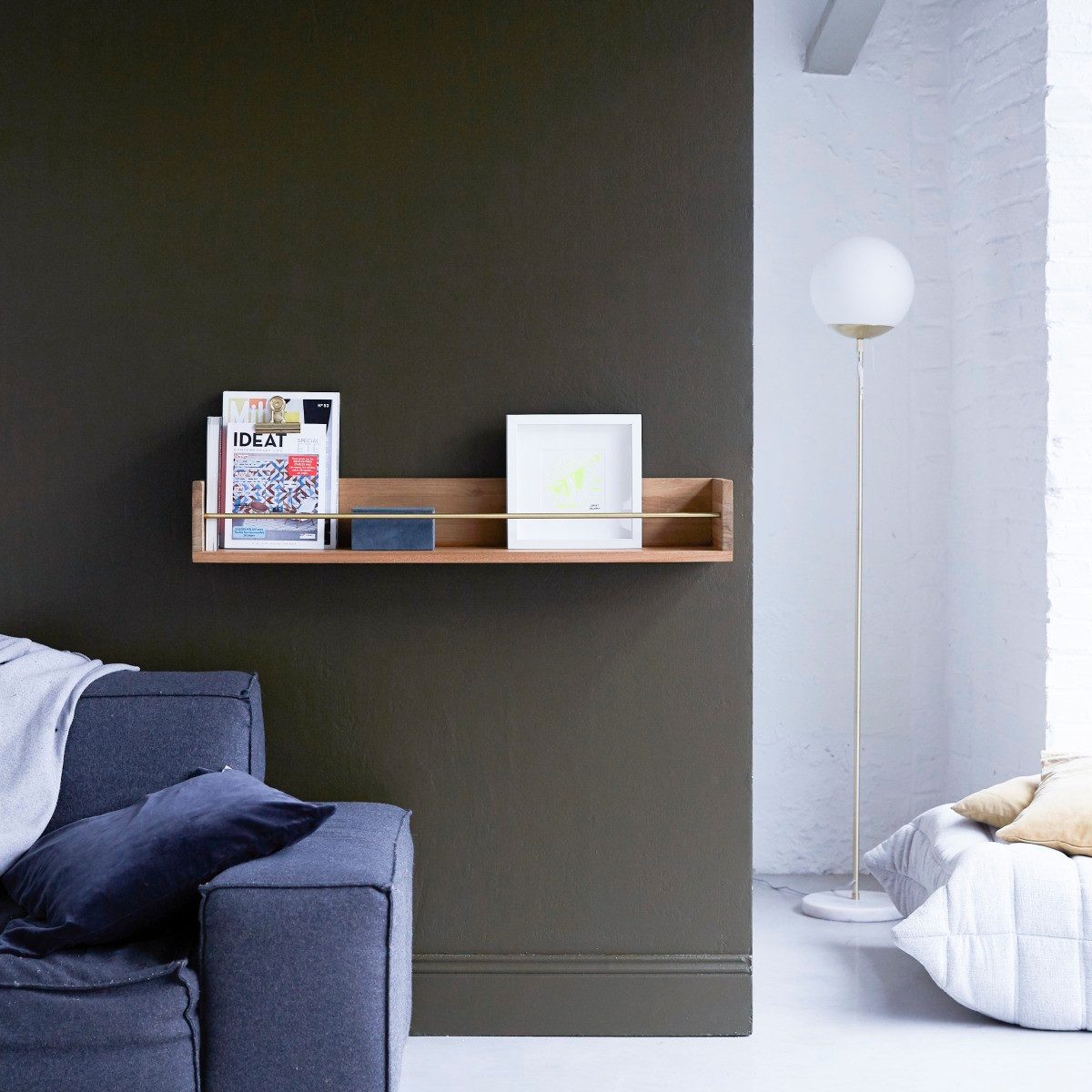 Tikamoon Bücherregal Sasha Wandregal aus massivem Teak 100 cm. € 176,90