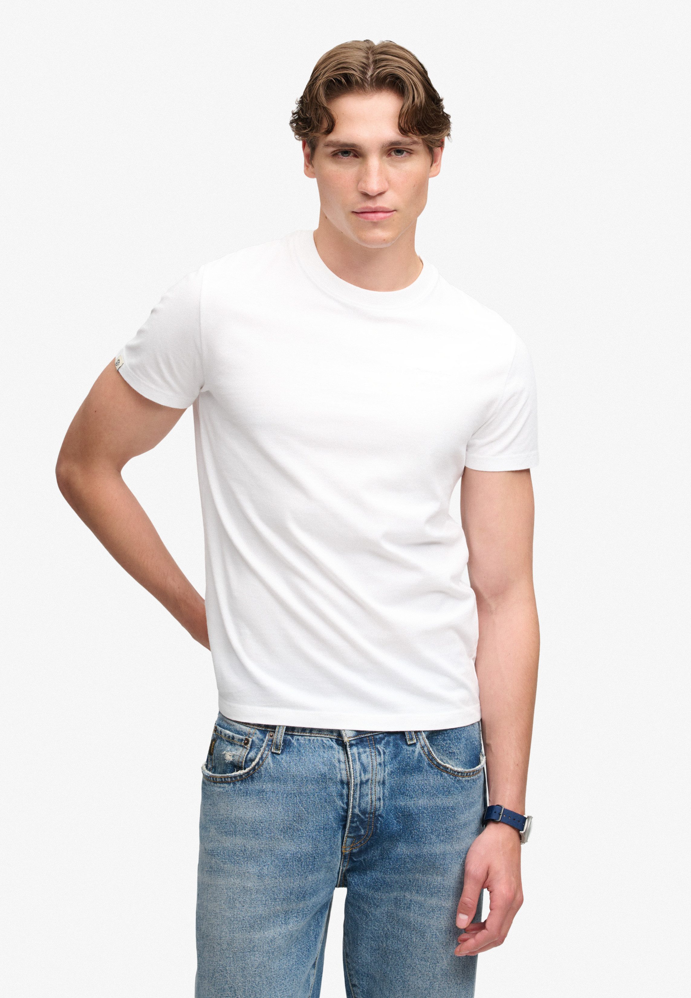 Superdry Rundhalsshirt ESSENTIAL SERIF LOGO EMB TEE Baumwolle, regular fit