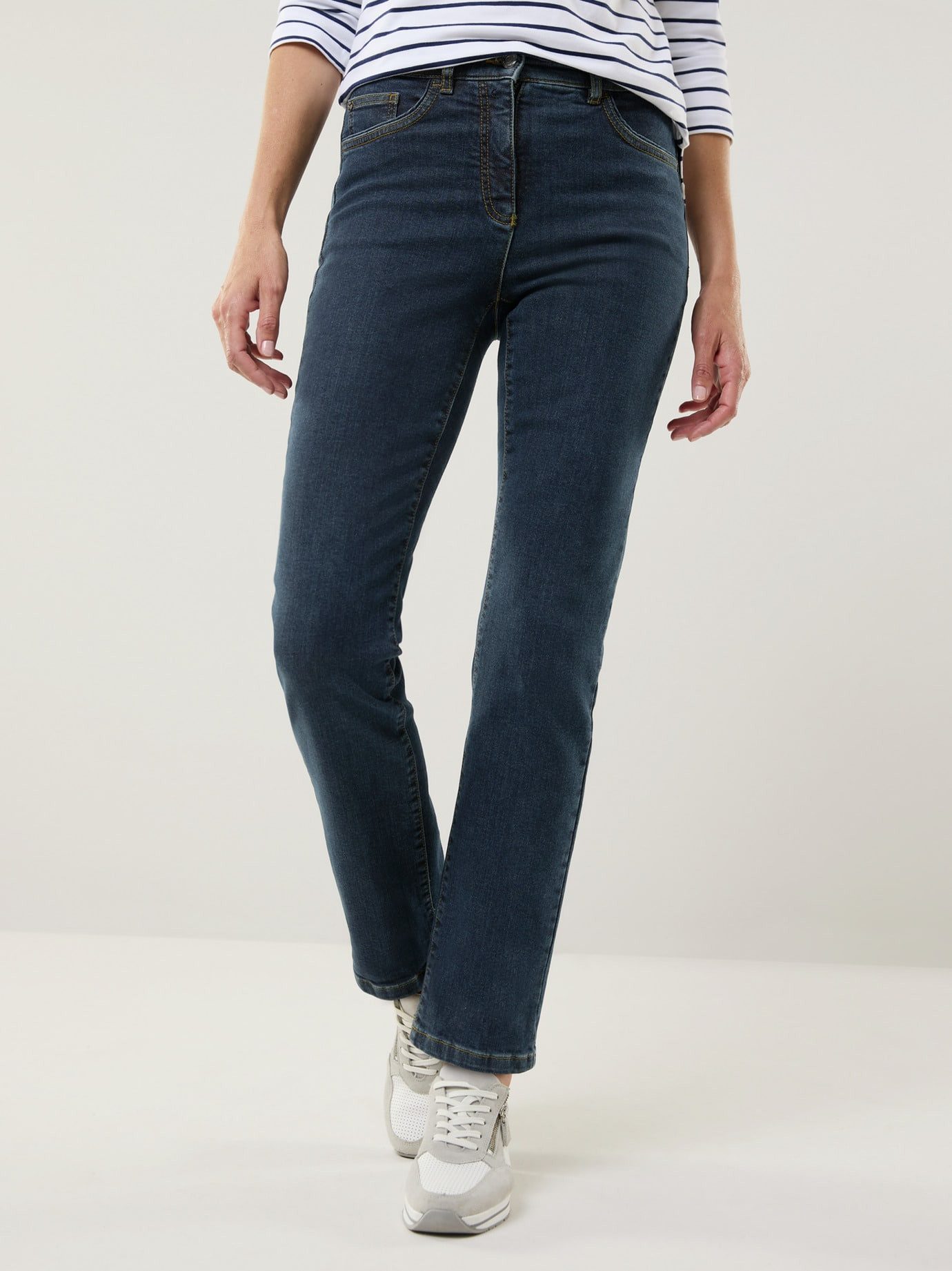 Walbusch Regular-fit-Jeans Damen Husky-Jeans Regular Fit cashmereweicher Flausch Flex-Bund, innen auf links gewaschen, wärmend, waschmaschinenfest