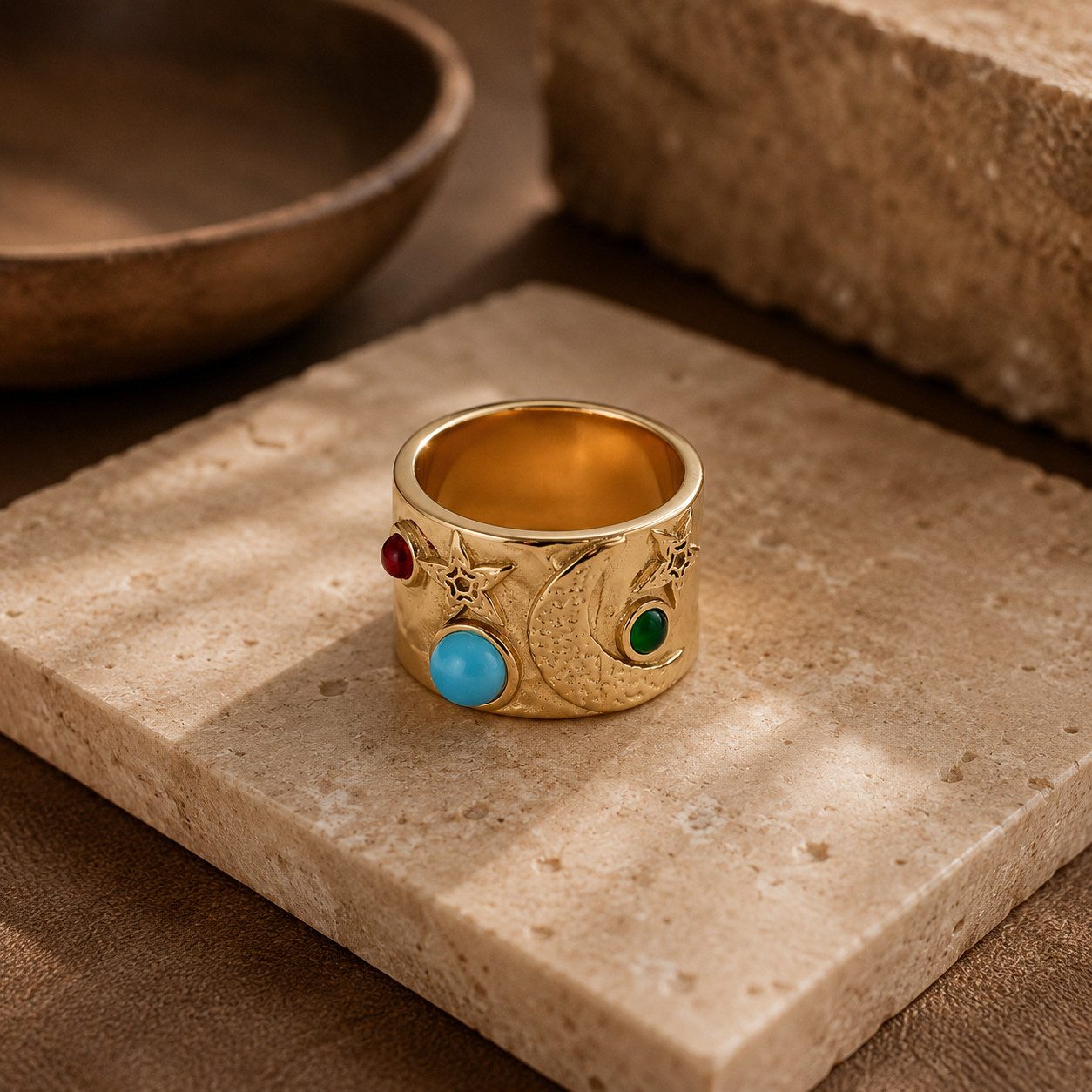 SHELAGO Fingerring - Boho Statement Ring Gold, Mond Sterne Ring mit Schmucksteinen (1 Ring, inkl. Schmuckverpackung), Vergoldeter Edelstahl, Breiter Bandring, Boho Statement Ring