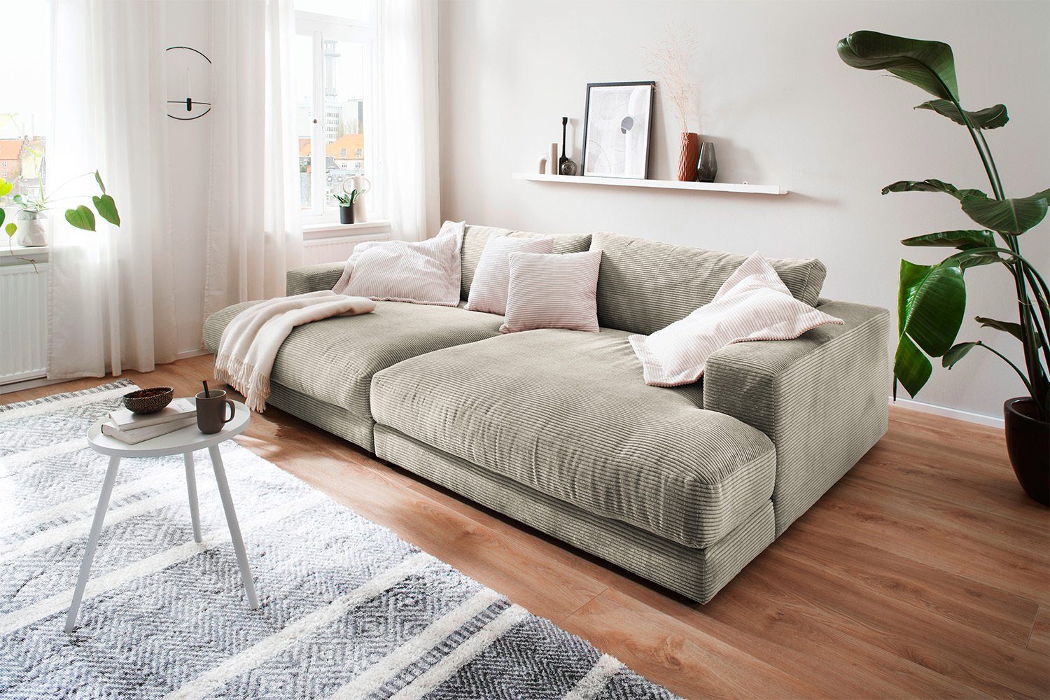 MADELINE, od. Farben KAWOLA Sofa Cord verschiedene Stoff Big-Sofa