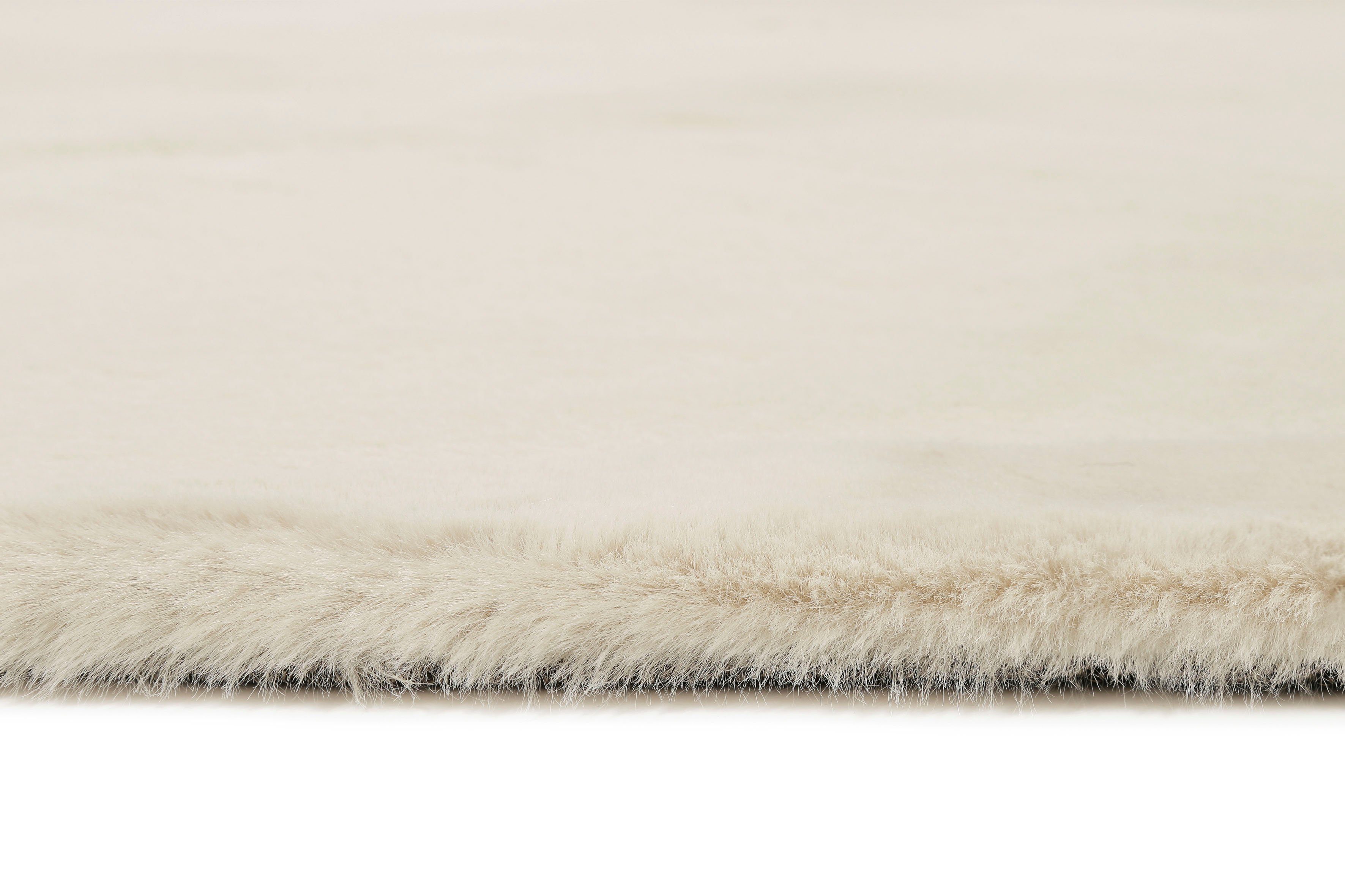 Esprit Hochflor-Teppich Alice ESP-4377 Kunstfell, rund, Höhe: 25 mm, Kaninchenfell-Haptik, besonders weich und dicht, für alle Räume – Bild 5 von 5