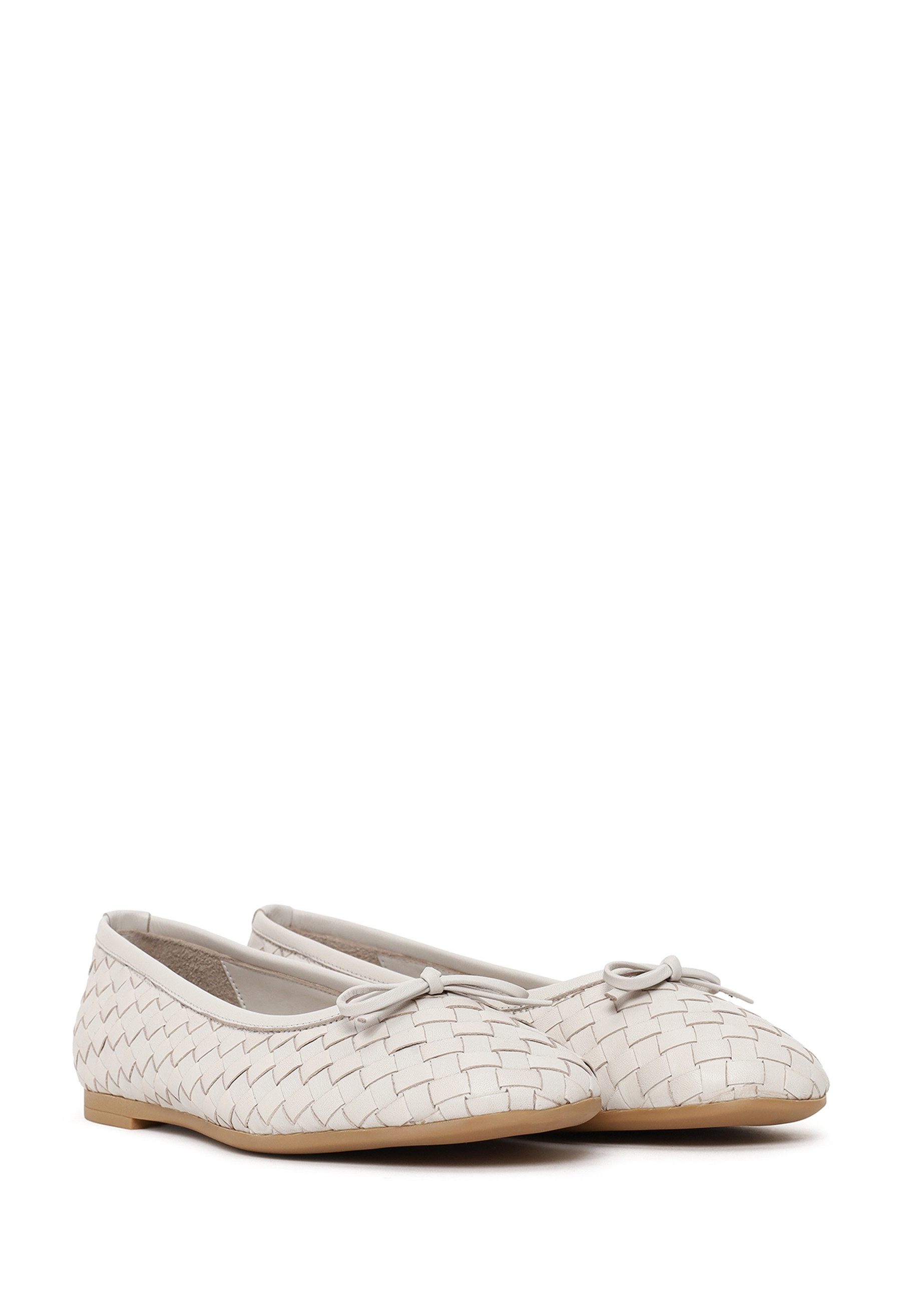 Derimod Ballerinas aus Leder Ballerina Echtes Leder, Slip-on-Design, Geflochtene Textur, Schleifendetail