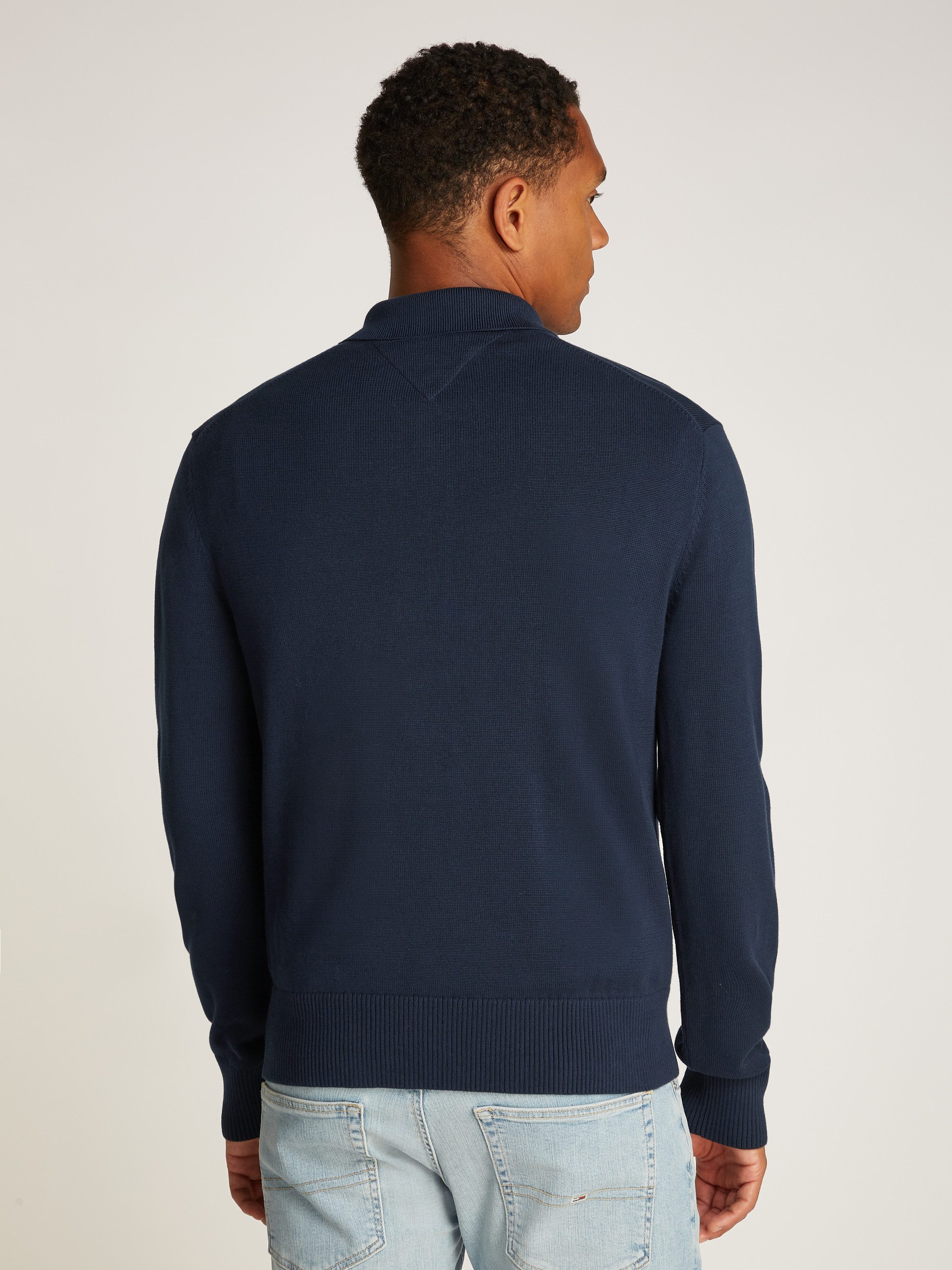 Tommy Jeans Polokragenpullover TJM SLIM ESSENTIAL POLO SWEATER mit Logostickerei