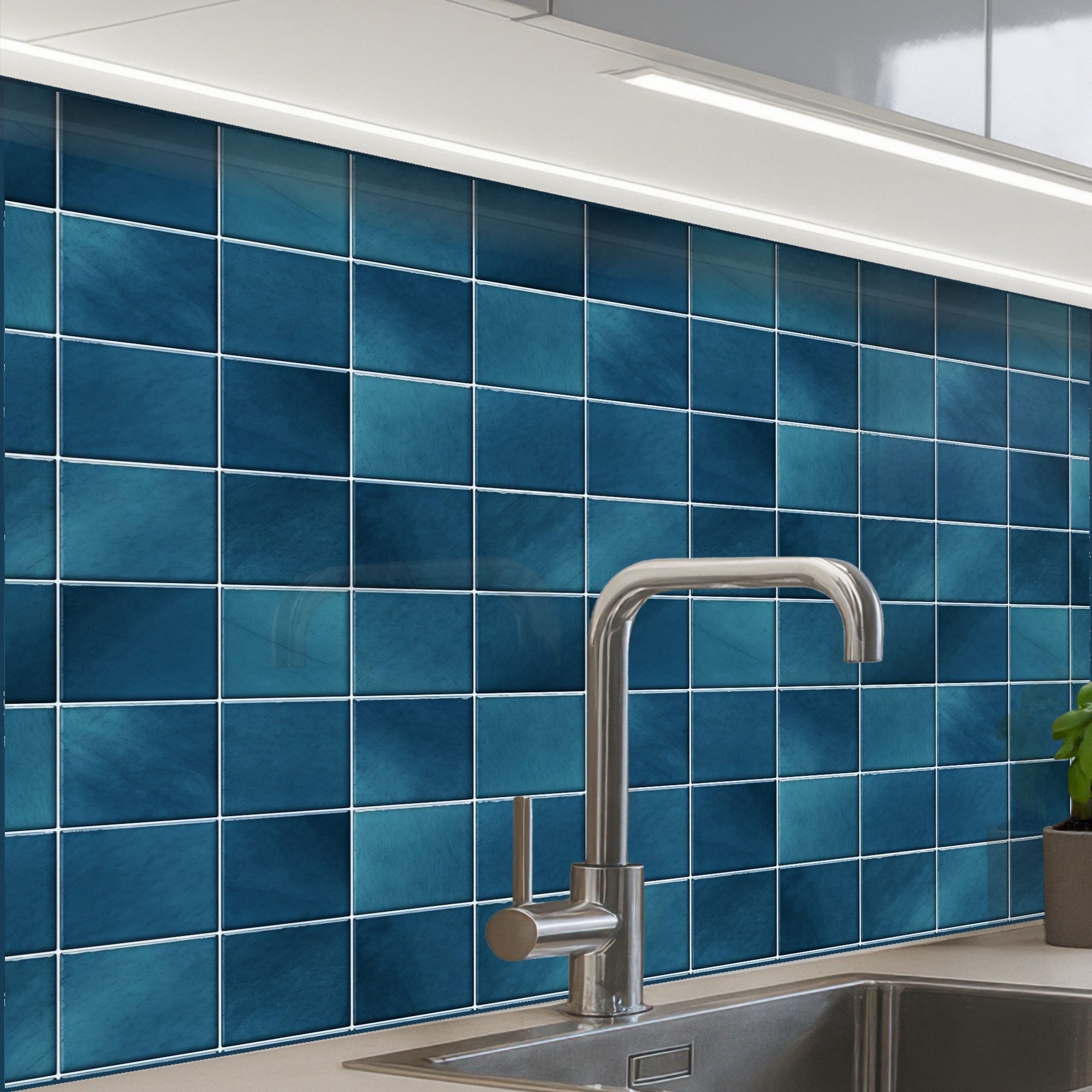 KitchenYeah Küchenrückwand selbstklebend Keramik - Textur - Fliese - Blau, (1-tlg), Spritzschutz, Küche, Rückwand, Küchenwand, Küchenfront, 80x60 cm