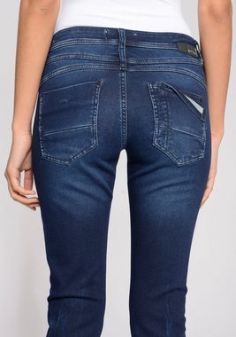 GANG Relax-fit-Jeans 94Amelie Cropped aus weicher Cord-Qualität