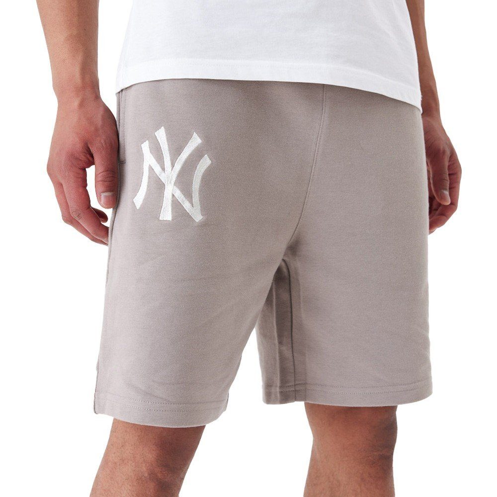 New Era Shorts French Terry New York Yankees ash brown