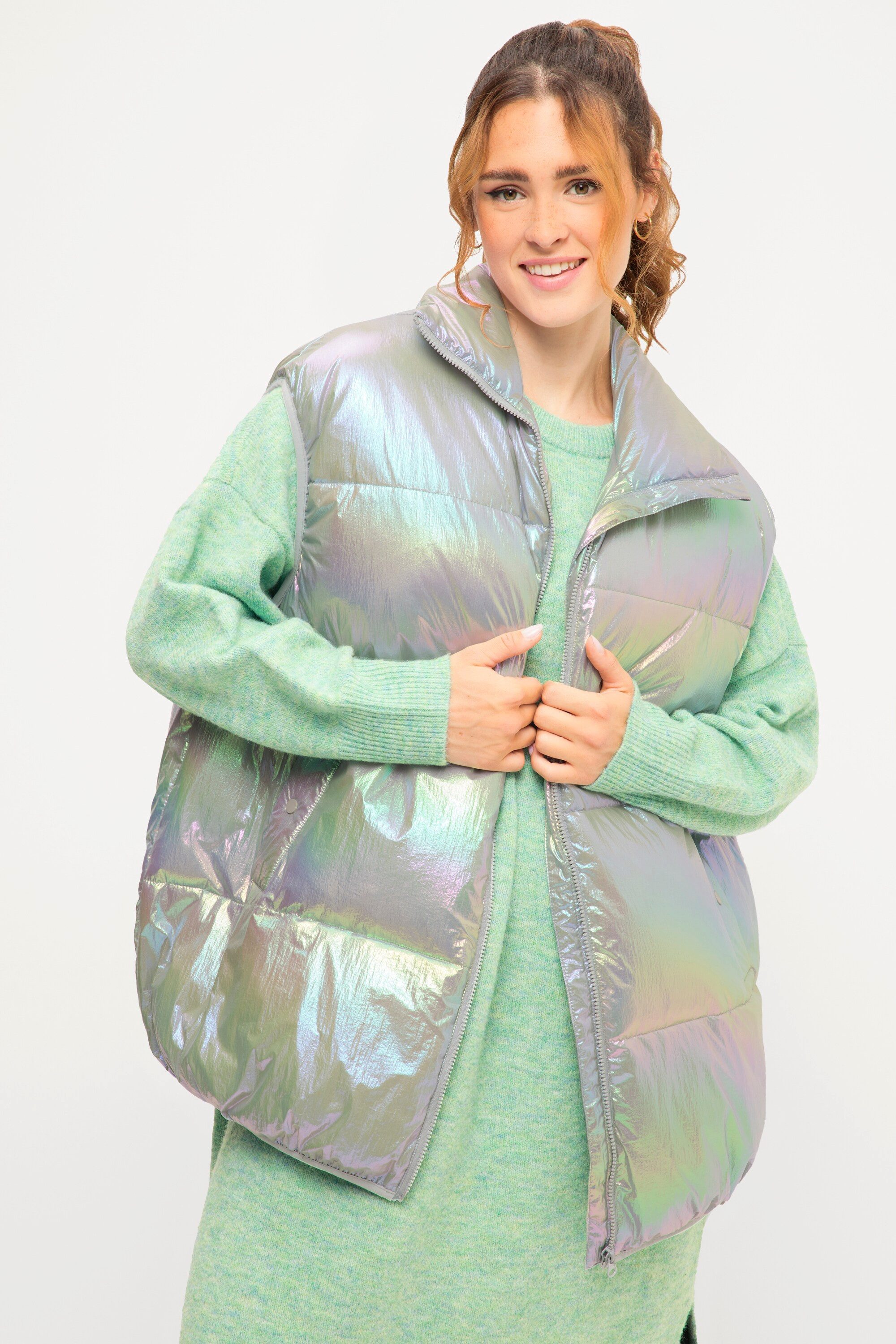 Studio Untold Steppweste Steppweste oversized Holografic-Look Stehkragen