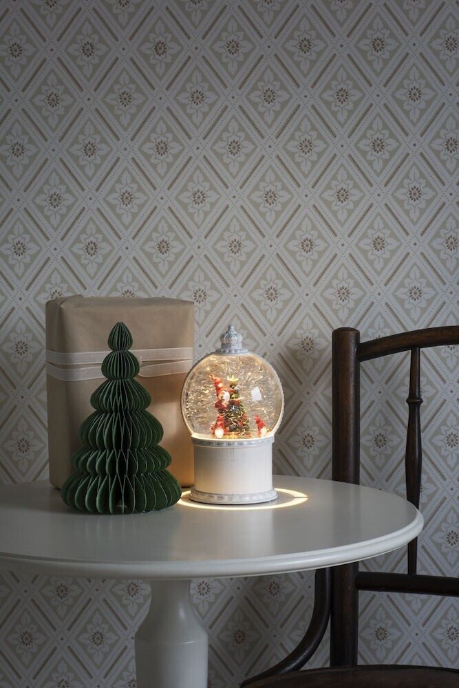 KONSTSMIDE LED Laterne "Santas" weiß, Kugel, warmweiß, batteriebetrieben, wassergeschützt mit USB batteriebetrieben, warmweiß