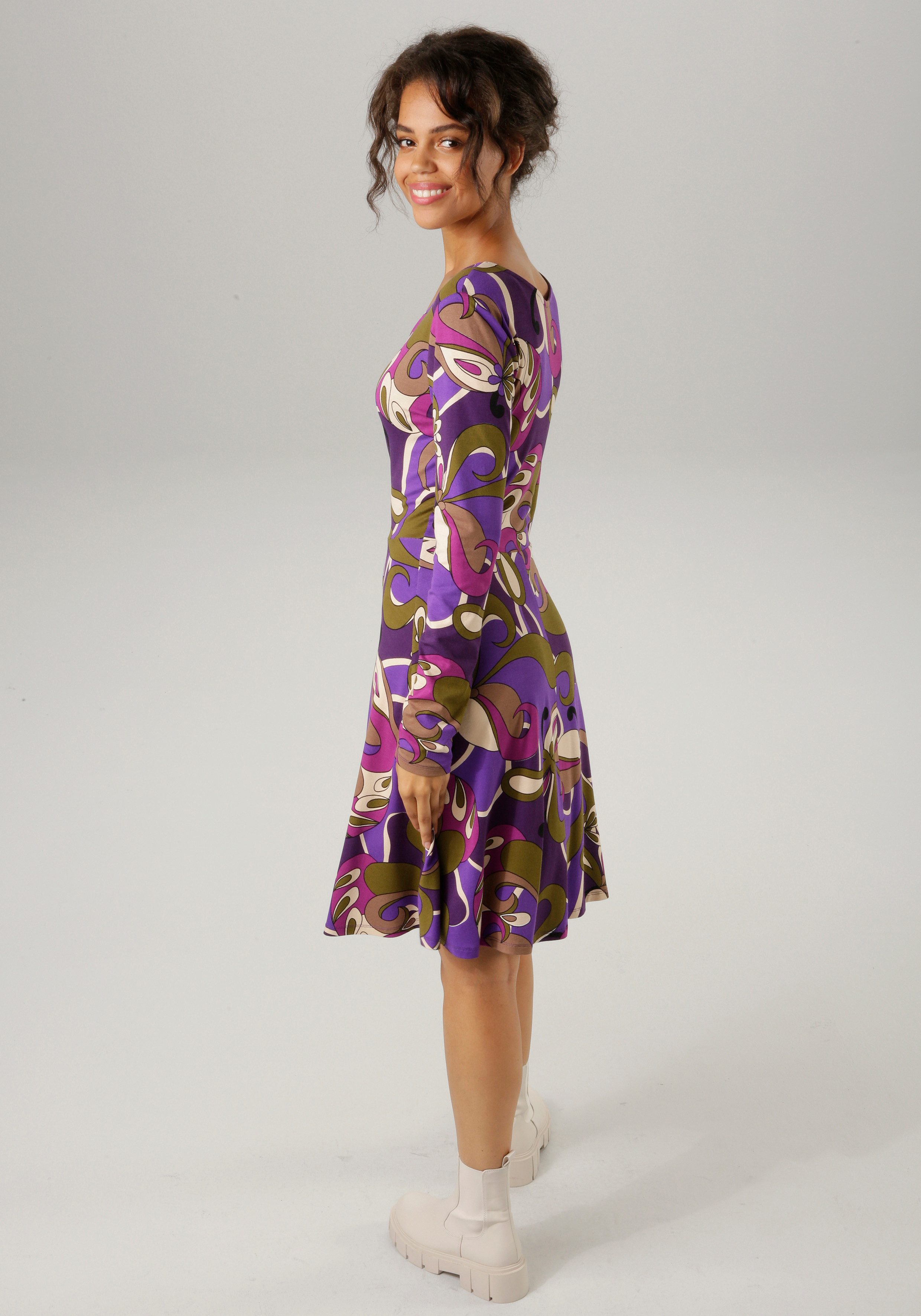 Aniston CASUAL Jerseykleid mit extravagantem, grafischen günstig online kaufen