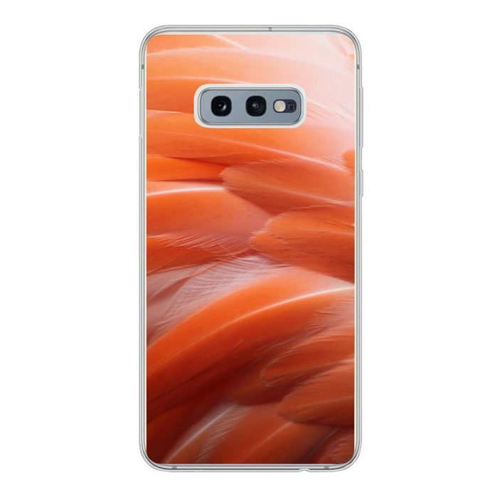 MuchoWow Handyhülle Gefiederstruktur eines Flamingos Phone Case Handyhülle Samsung Galaxy S10e Silikon Schutzhülle