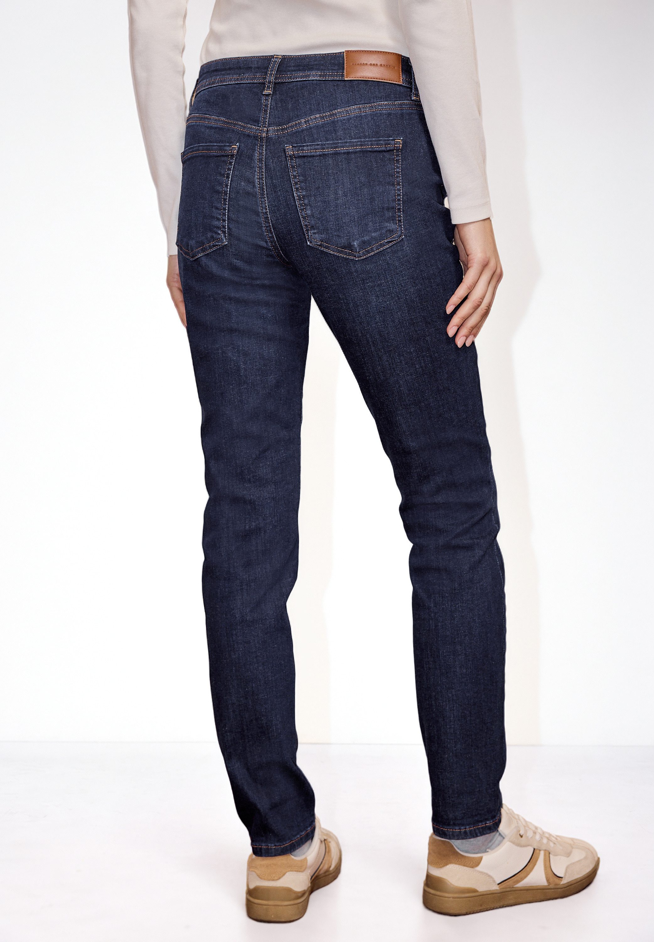 STREET ONE STUDIO Comfort-fit-Jeans Middle Waist – Bild 2 von 5
