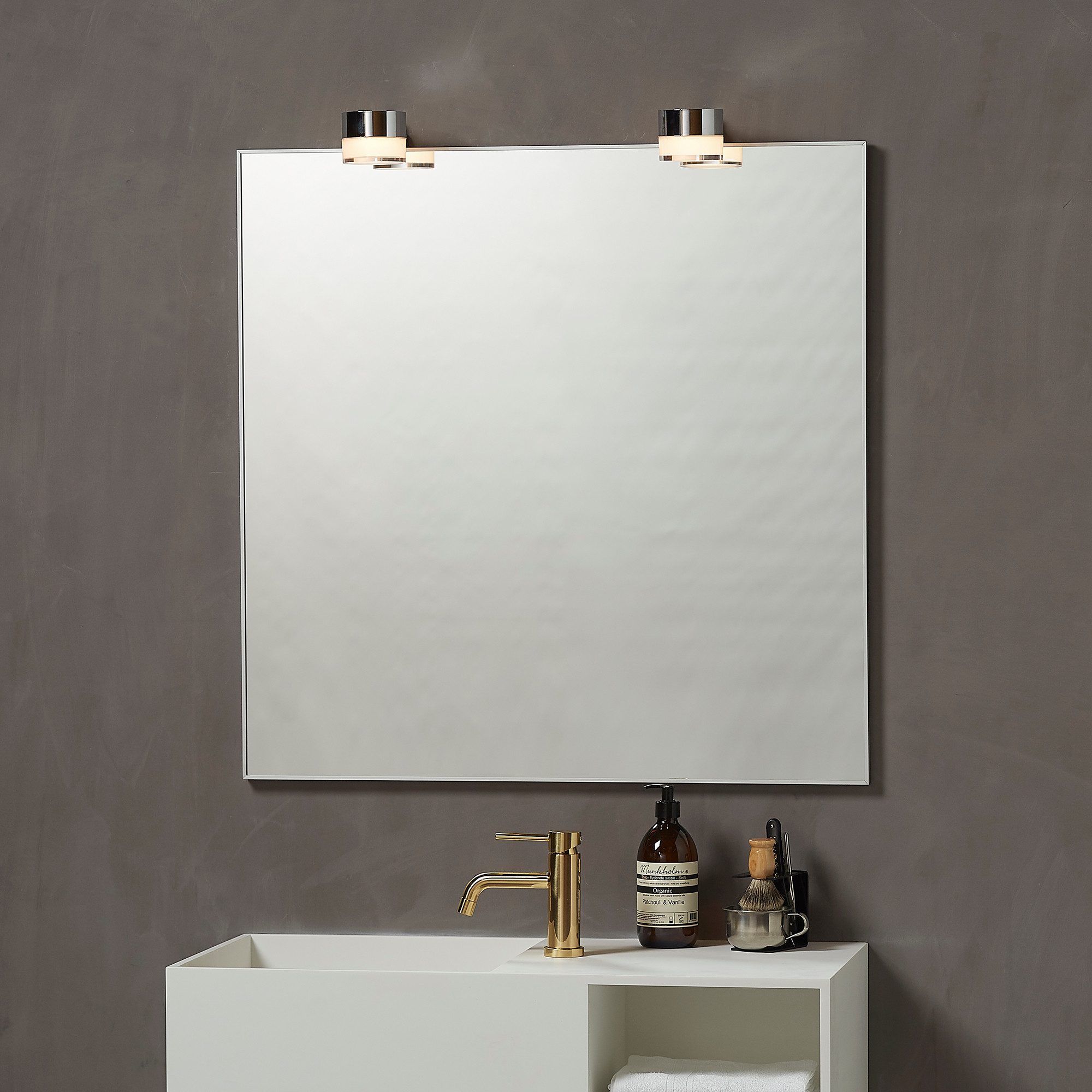 Loevschall Spiegelleuchte Elegante LED-Spiegelleuchte fürs Bad, Schminklicht, Badleute, LED fest integriert, Warmweiß, warmweißem Licht, einfache Montage, IP44-zertifiziert, rund, langlebig