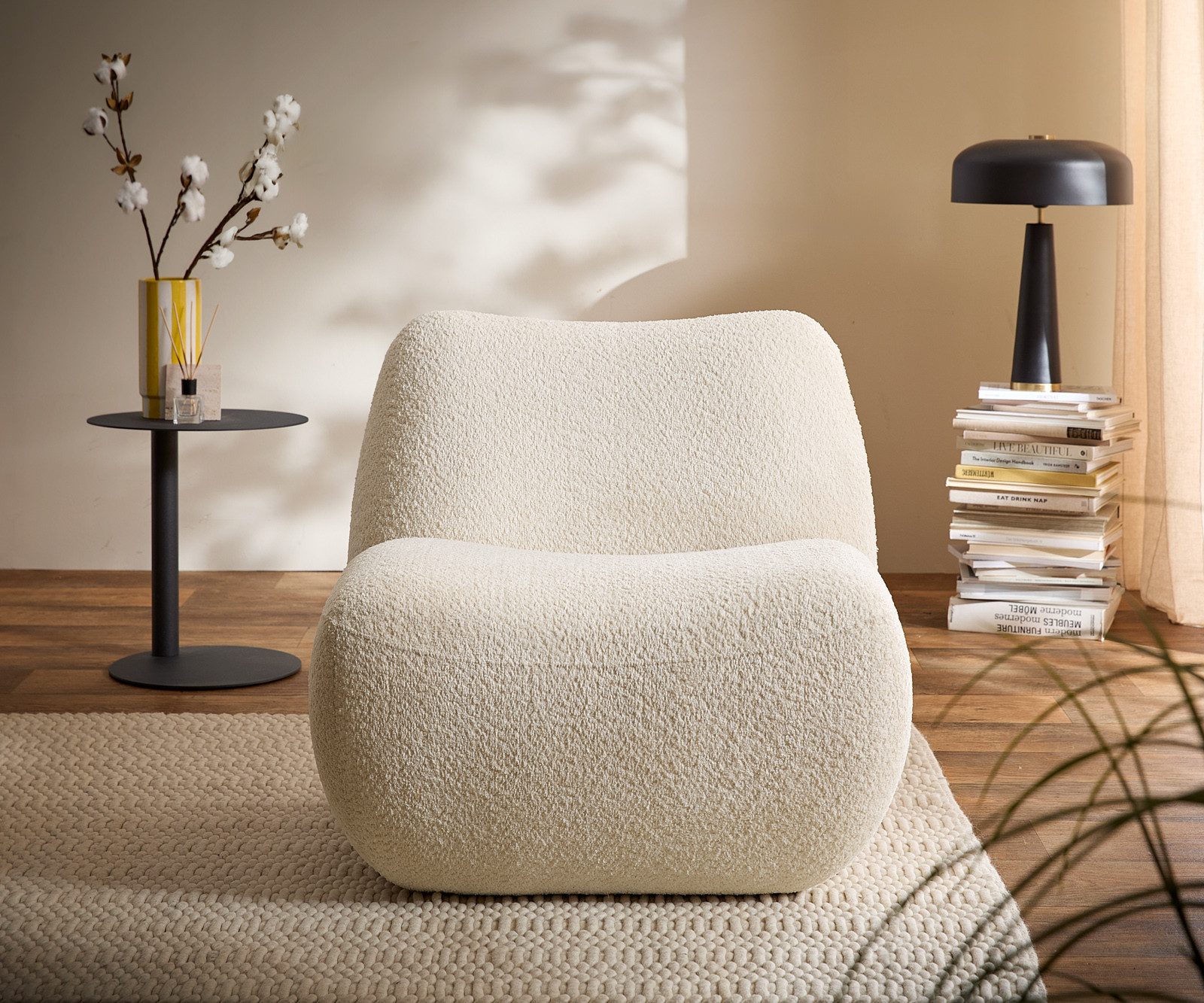 DELIFE Cocktailsessel Zena, Bouclé Weiß 75x85 cm Loungesessel
