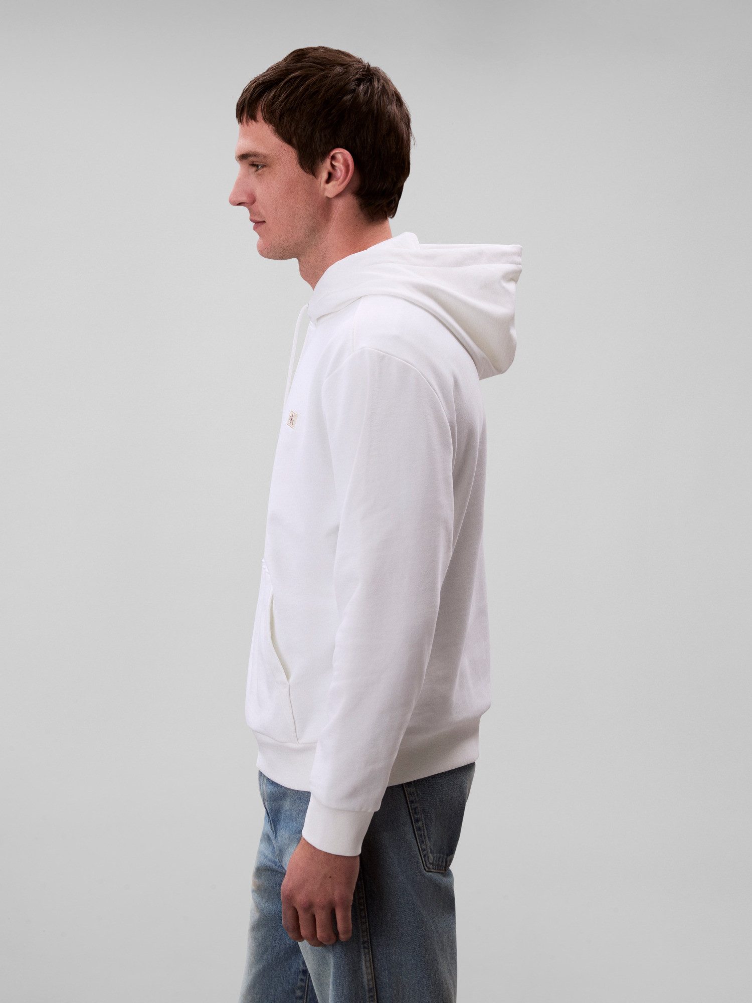 Calvin Klein Jeans Kapuzensweatshirt 400GSM TERRY BADGE HOODIE Mit Rundhalsausschnitt