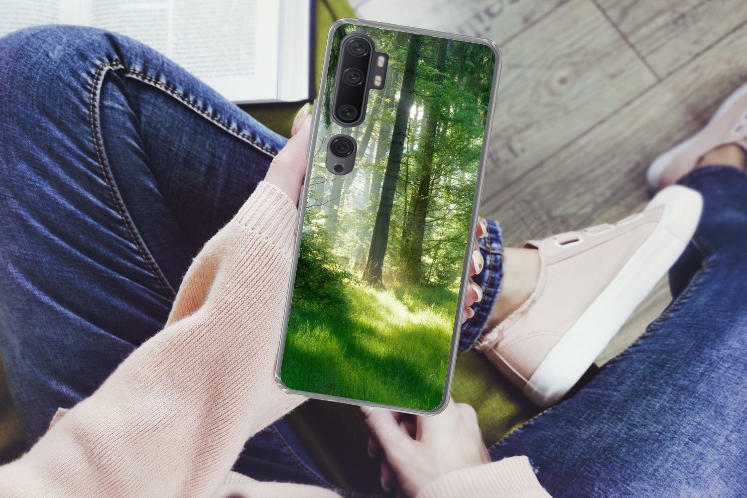 MuchoWow Handyhülle für Xiaomi Mi Note 10 Natur - Bäume - Wald - Grün - Sonne - Gras - Pfl
