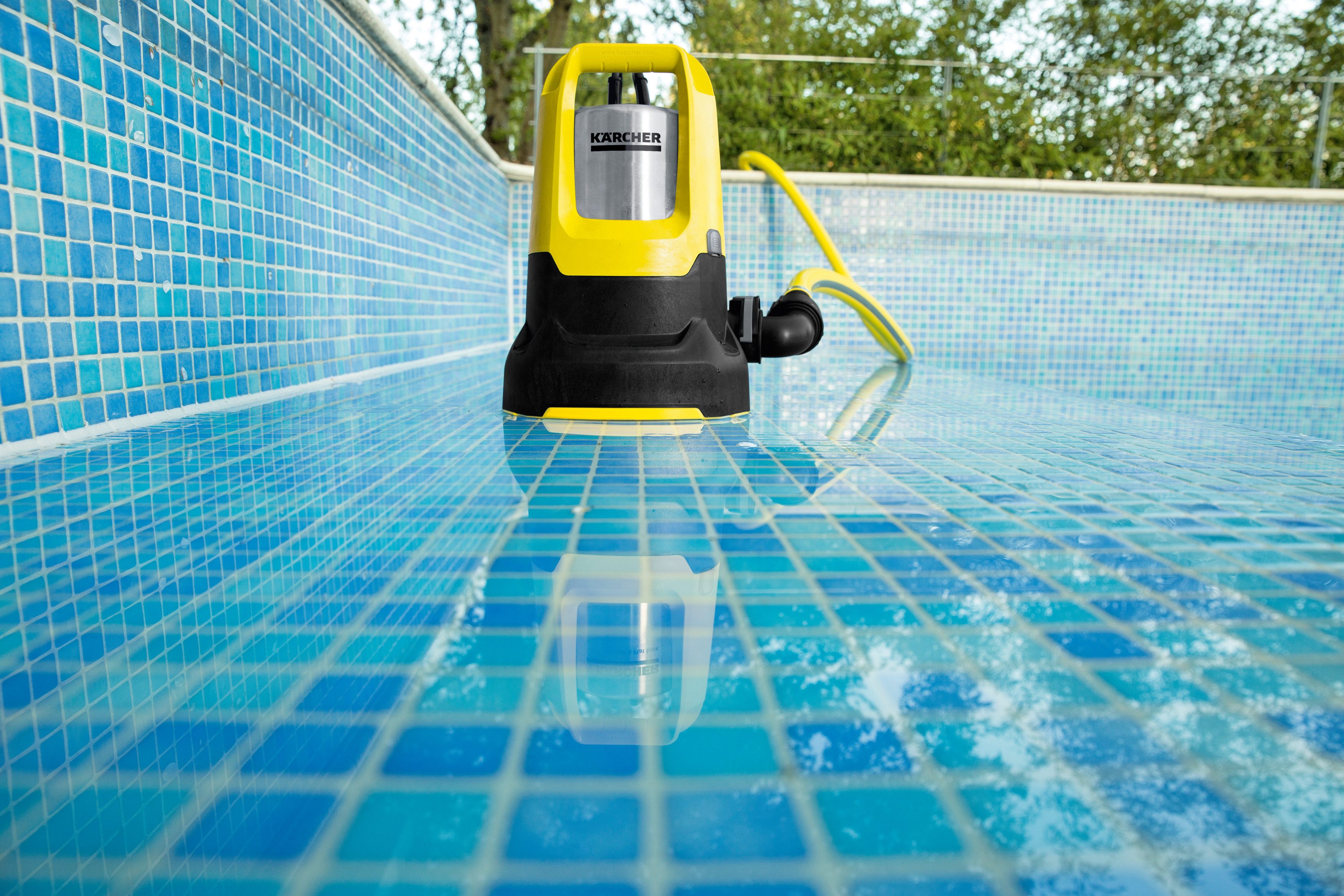 KÄRCHER Tauchpumpe SP 17.000 FLAT LEVEL SENSOR, flachsaugende Tauchpumpe für Schmutzwasser