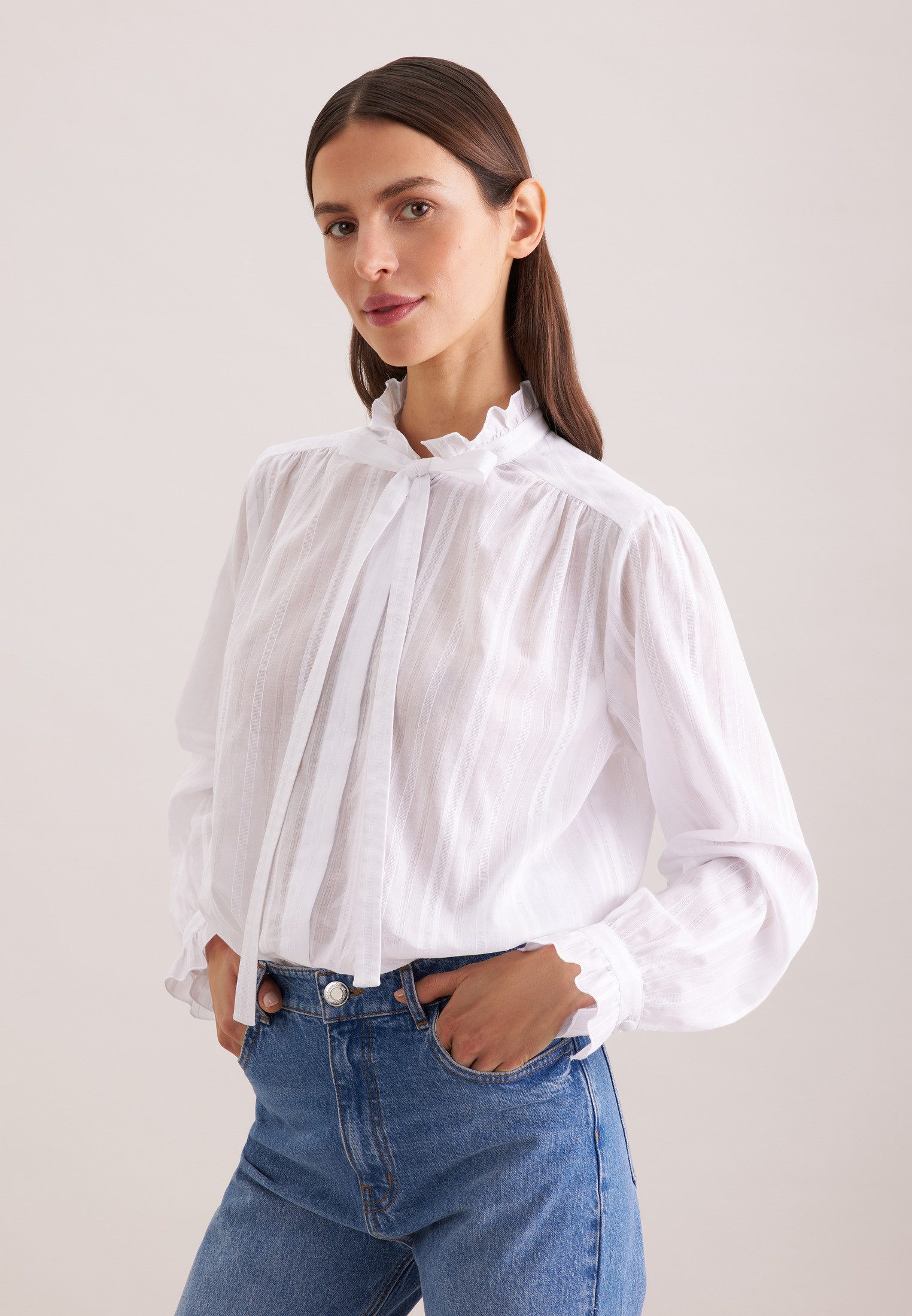 Klassische Bluse