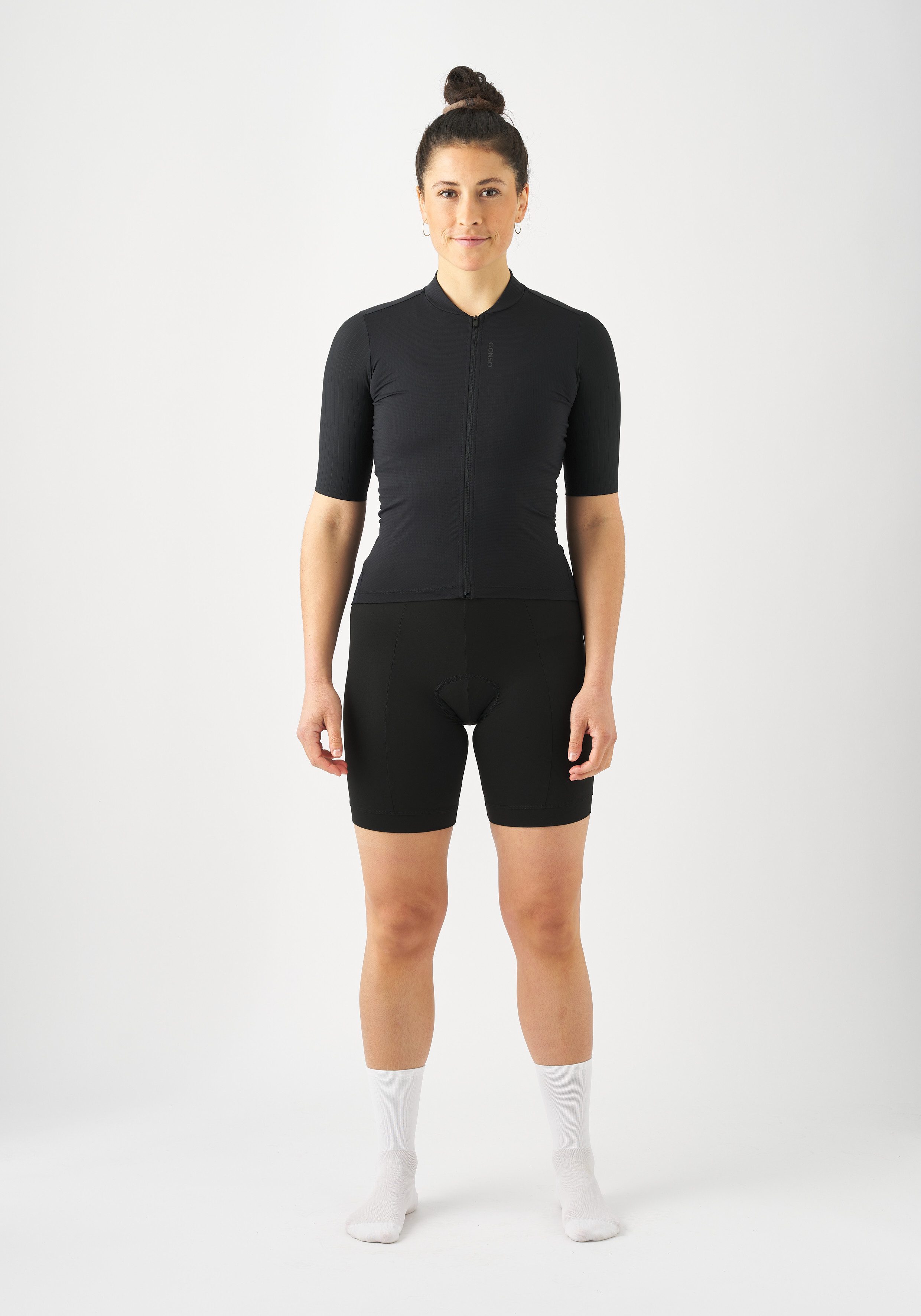 Gonso Fahrradhose Essential Shorts Basic W Damen Radhose, kurze atmungsaktive Radlerhose, Sitzpolster, Tight Fit