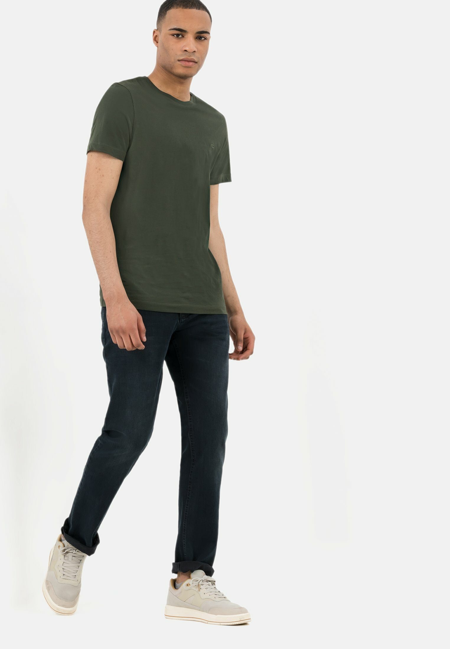 camel active Relax-fit-Jeans 5-Pocket Jeans mit leichten Used-Effekten Relaxed Fit