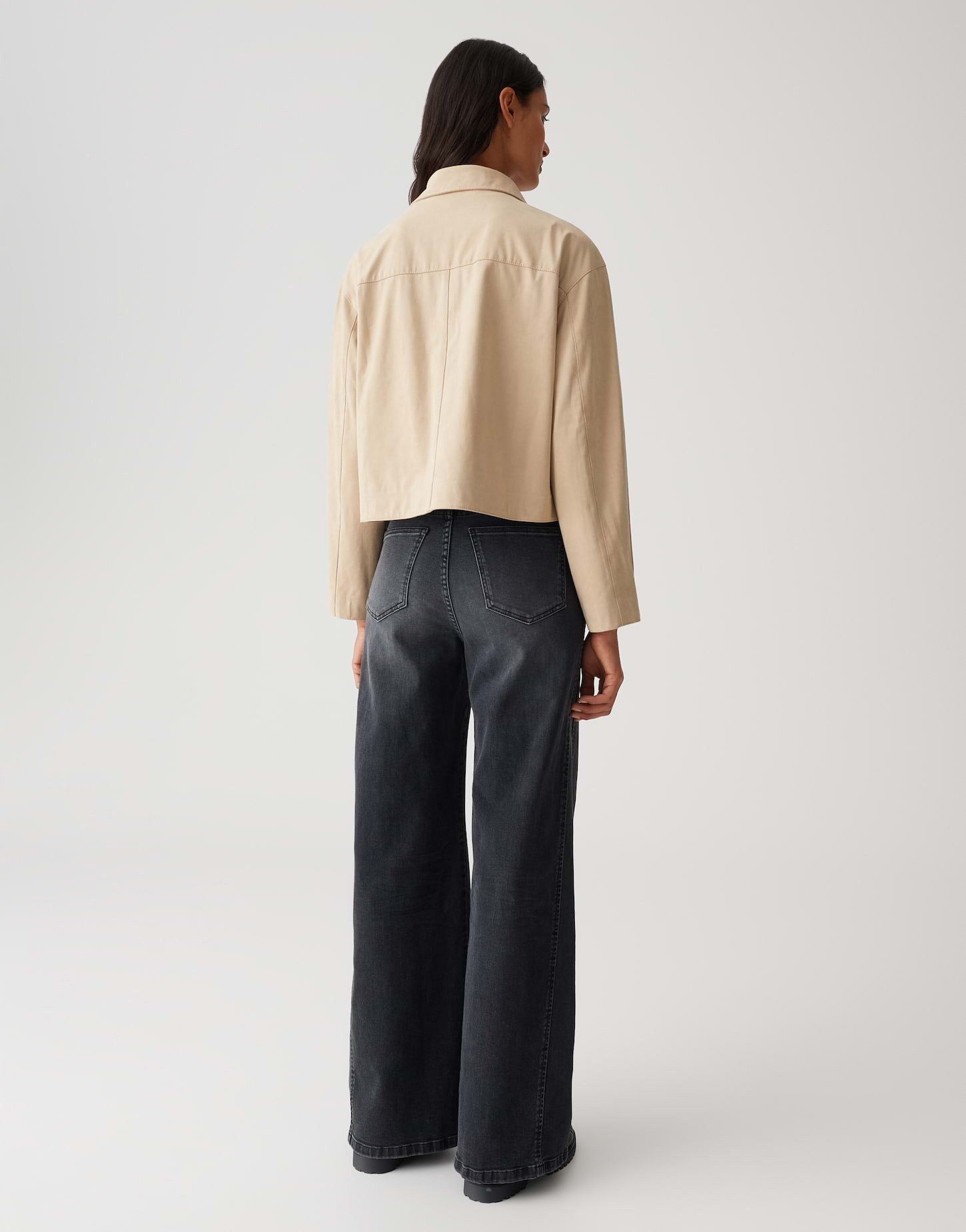 OPUS Jackenblazer JELIS in Wildlederoptik Umlegekragen, aufgesetzte Taschen vorne, metallische Druckknöpfe