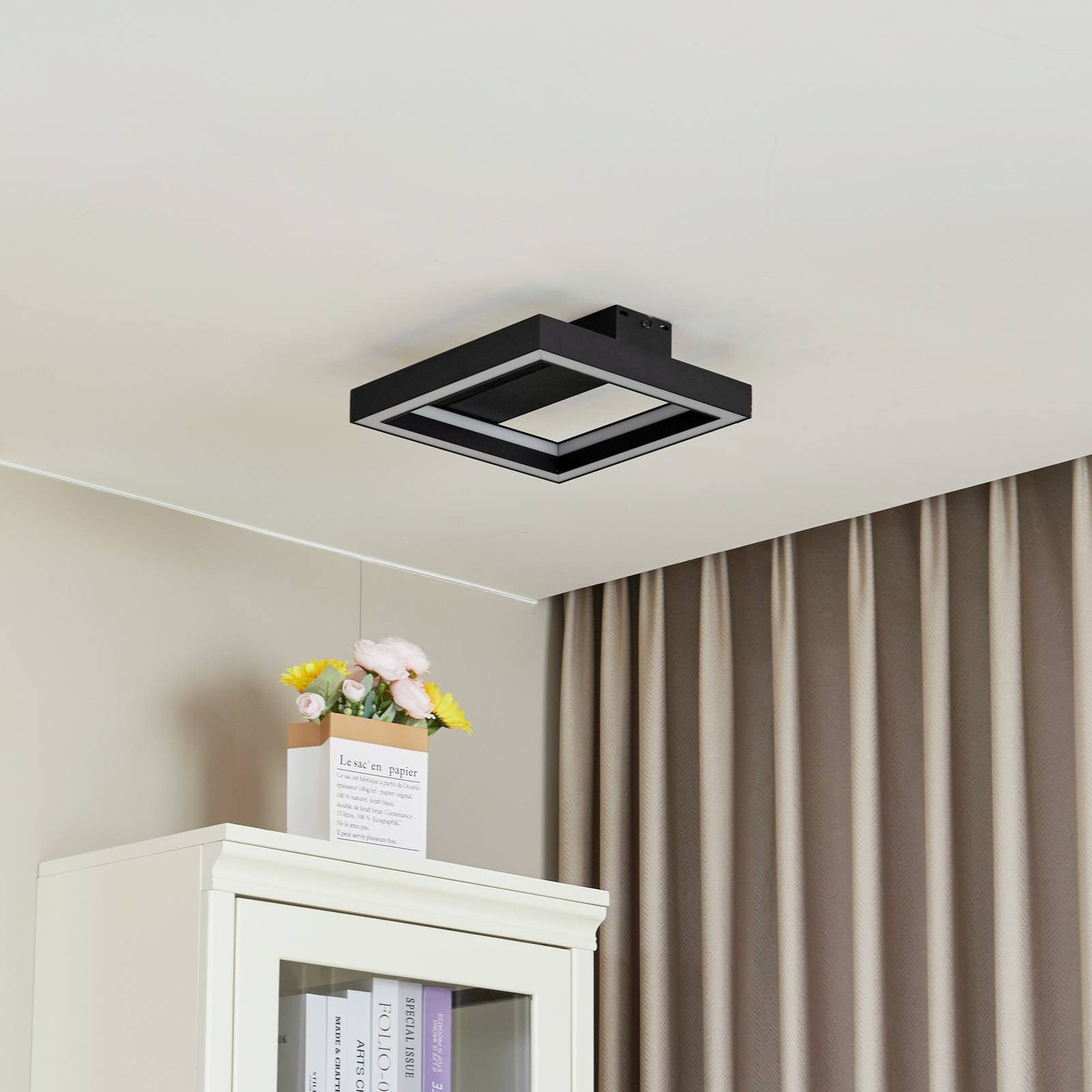 Lucande Deckenleuchten Tjado, LED, Metall, Schwarz Farbwechsel RGB + weiß IP20 mit Fernbedienung, LED 18W gesamt, Farbwechsel RGB + weiß