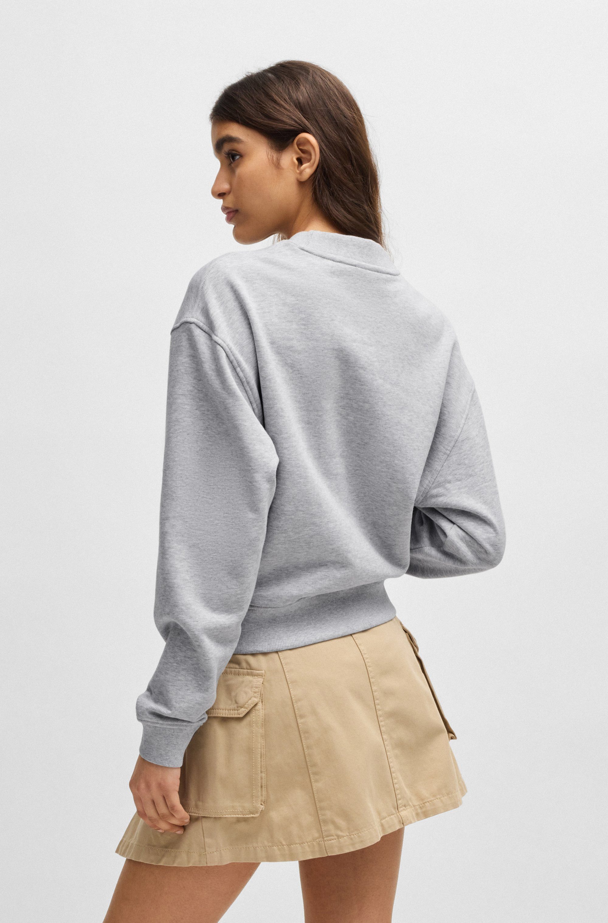 HUGO Blue Sweatshirt Delessa mit Logoaufnäher günstig online kaufen