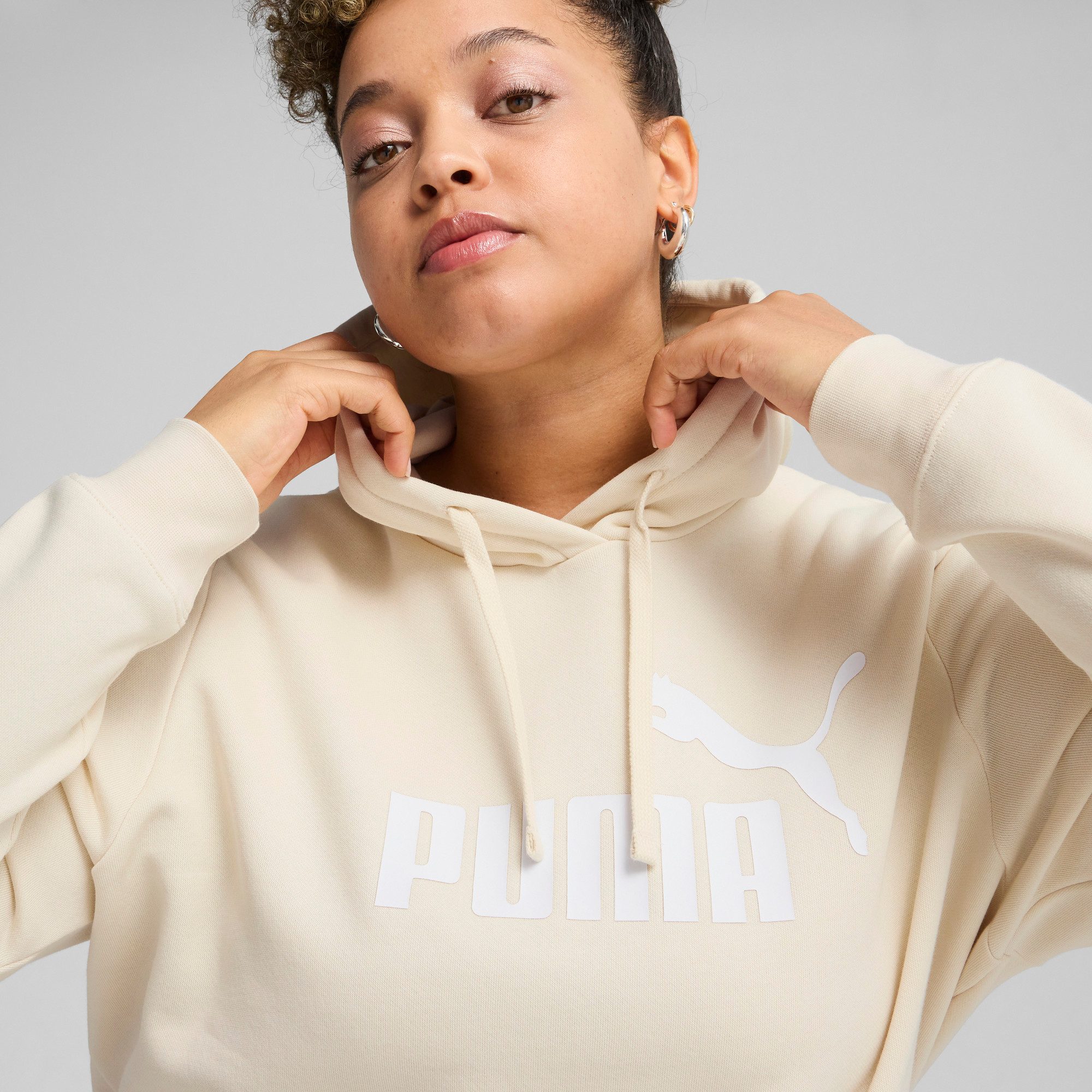 PUMA Kapuzensweatshirt ESS NO. 1 LOGO HOODIE FL (S) Regular Fit, mit verstellbarer Kapuze, mit Kängurutasche