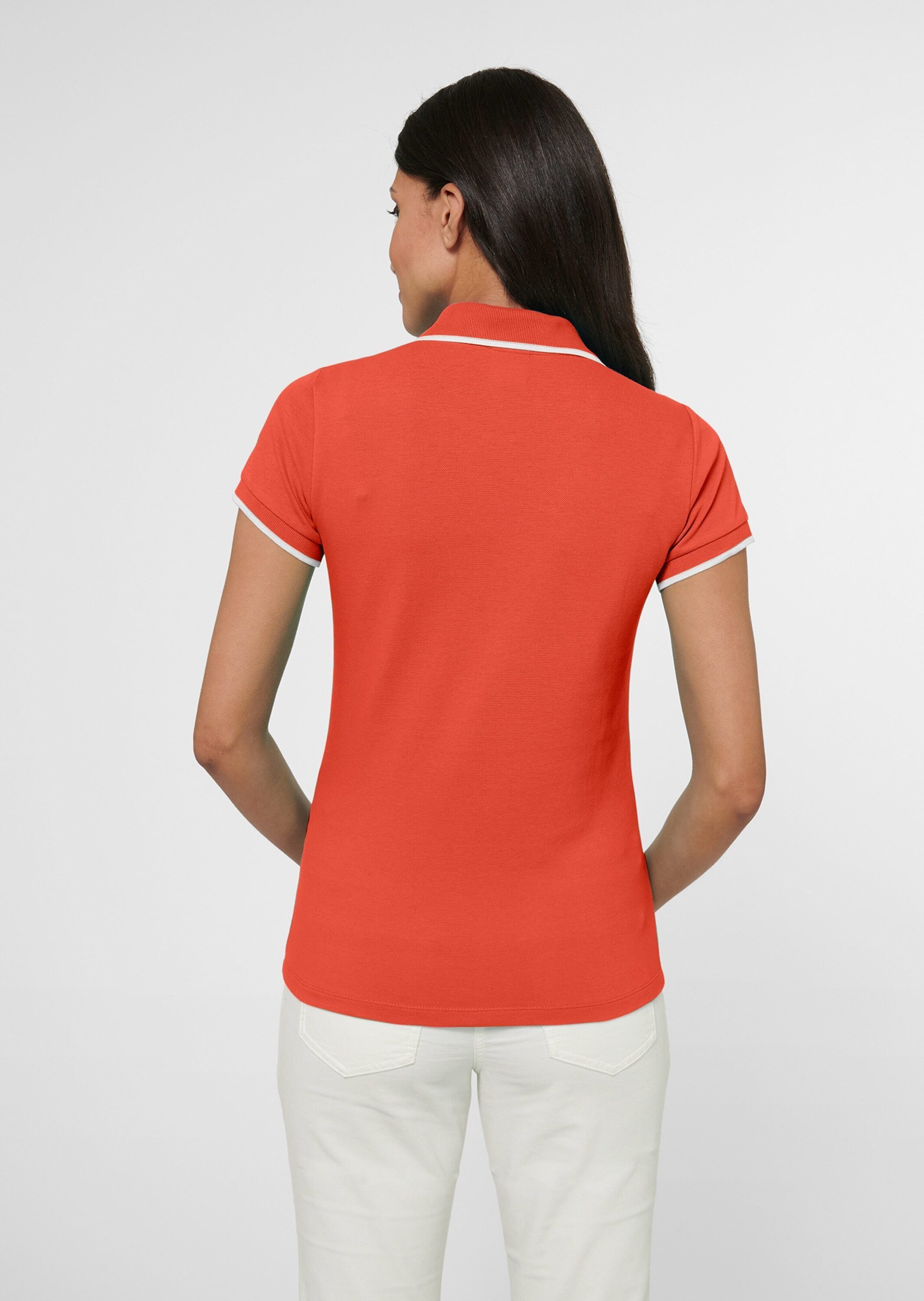 MADELEINE Kurzarmshirt Sportives Poloshirt mit Halbarm Unifarbenes Modell mit klassischem Kragen und kurzer Knopfleiste