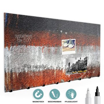 Primedeco Garderobenpaneel Magnetwand und Memoboard aus Glas Grunge Wand Hintergrund