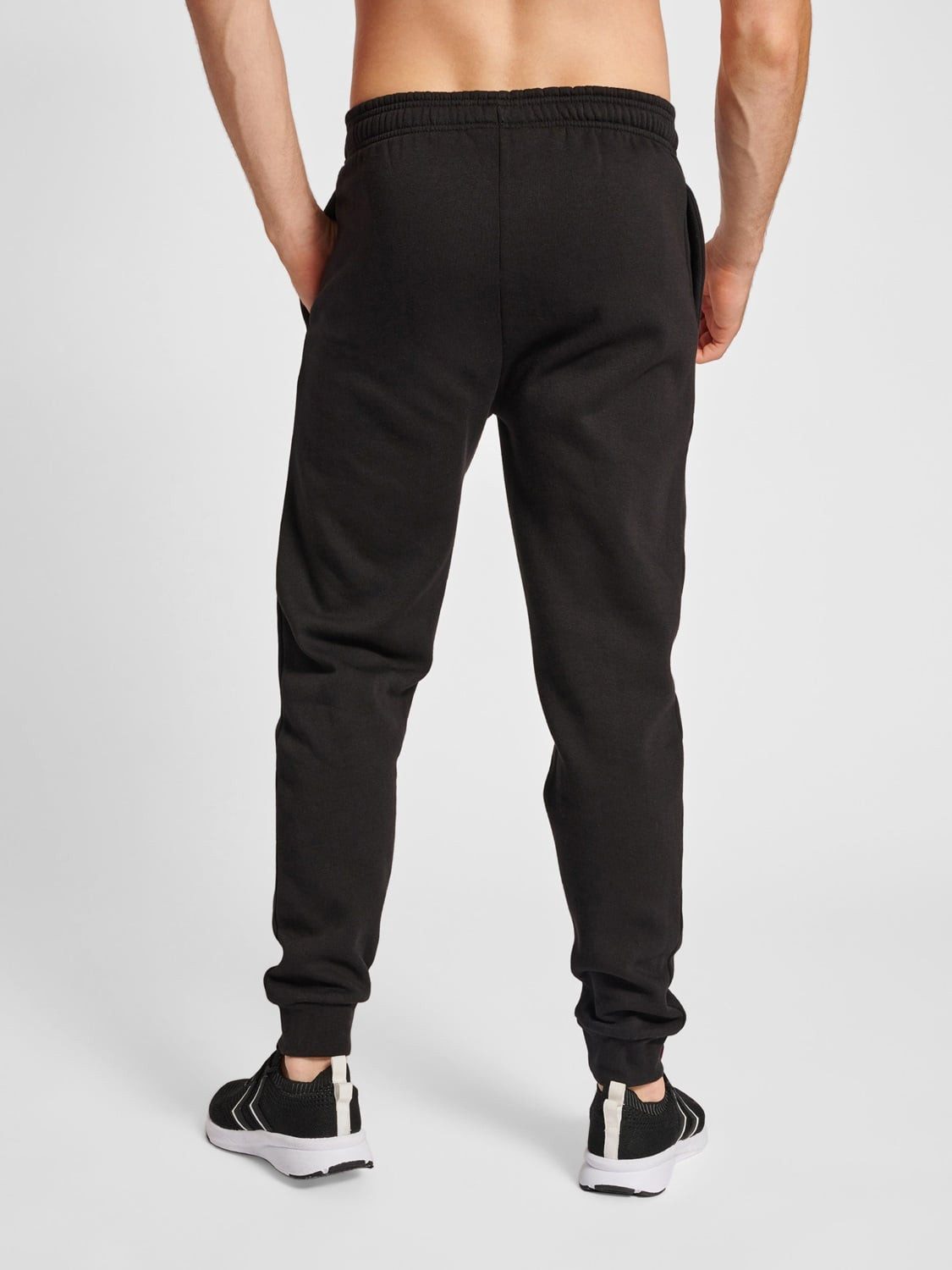 hummel Sweatpants Freizeithose hmlRED Basic (Baumwolle) schwarz Herren
