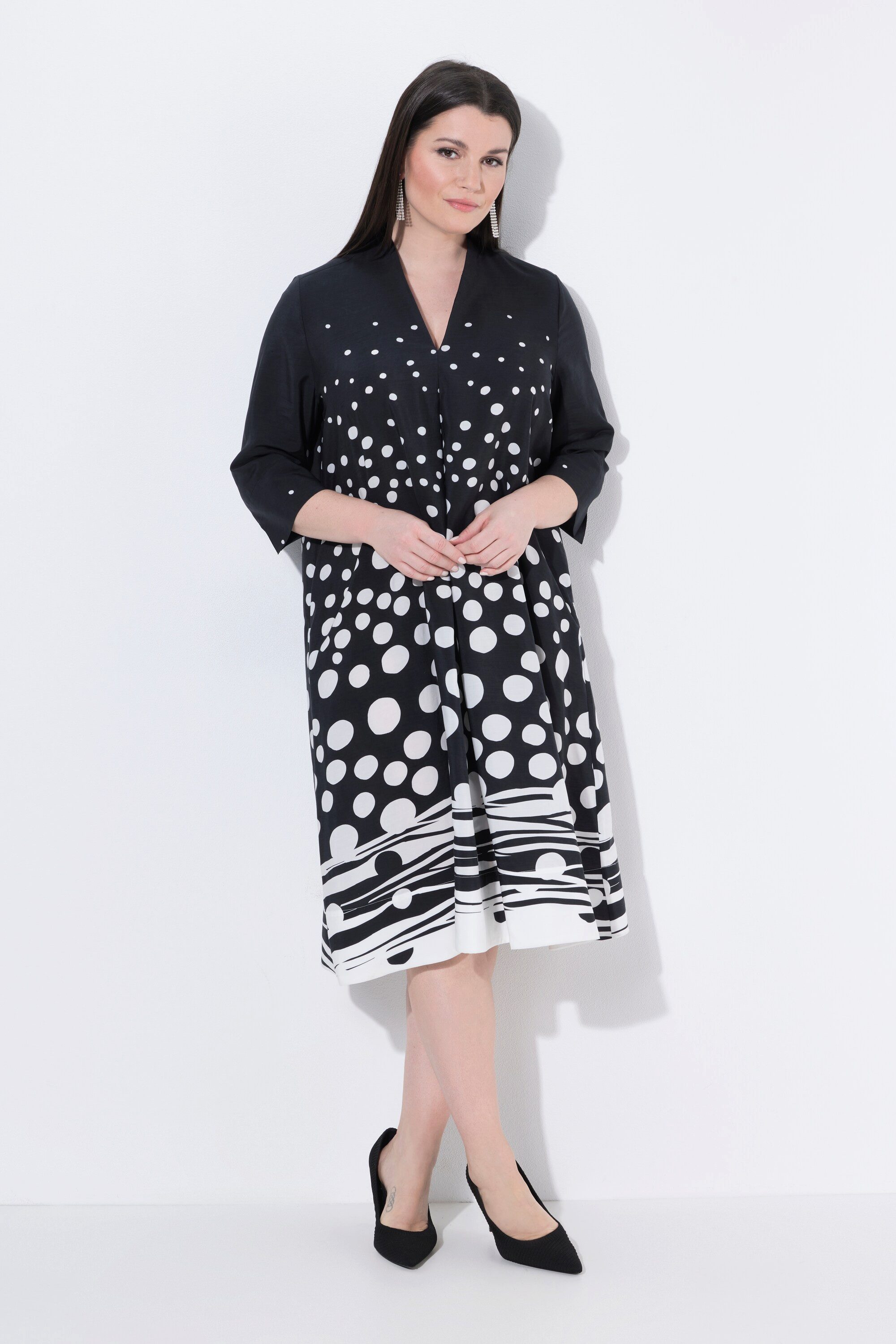 Ulla Popken Midikleid Midikleid Punkte Lyocell Kelchkragen 3/4-Arm